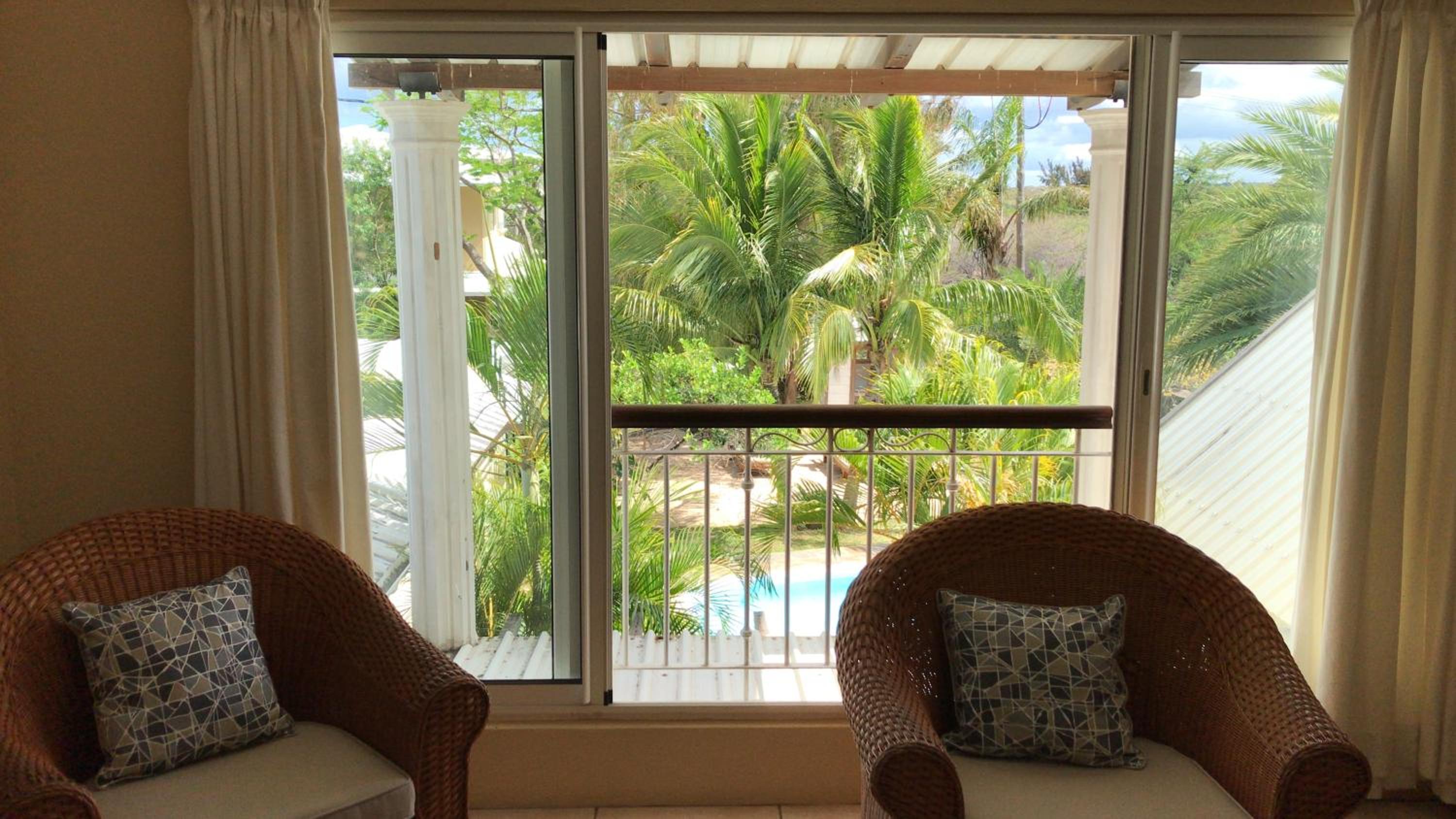 Tropical Apartment photo 3
