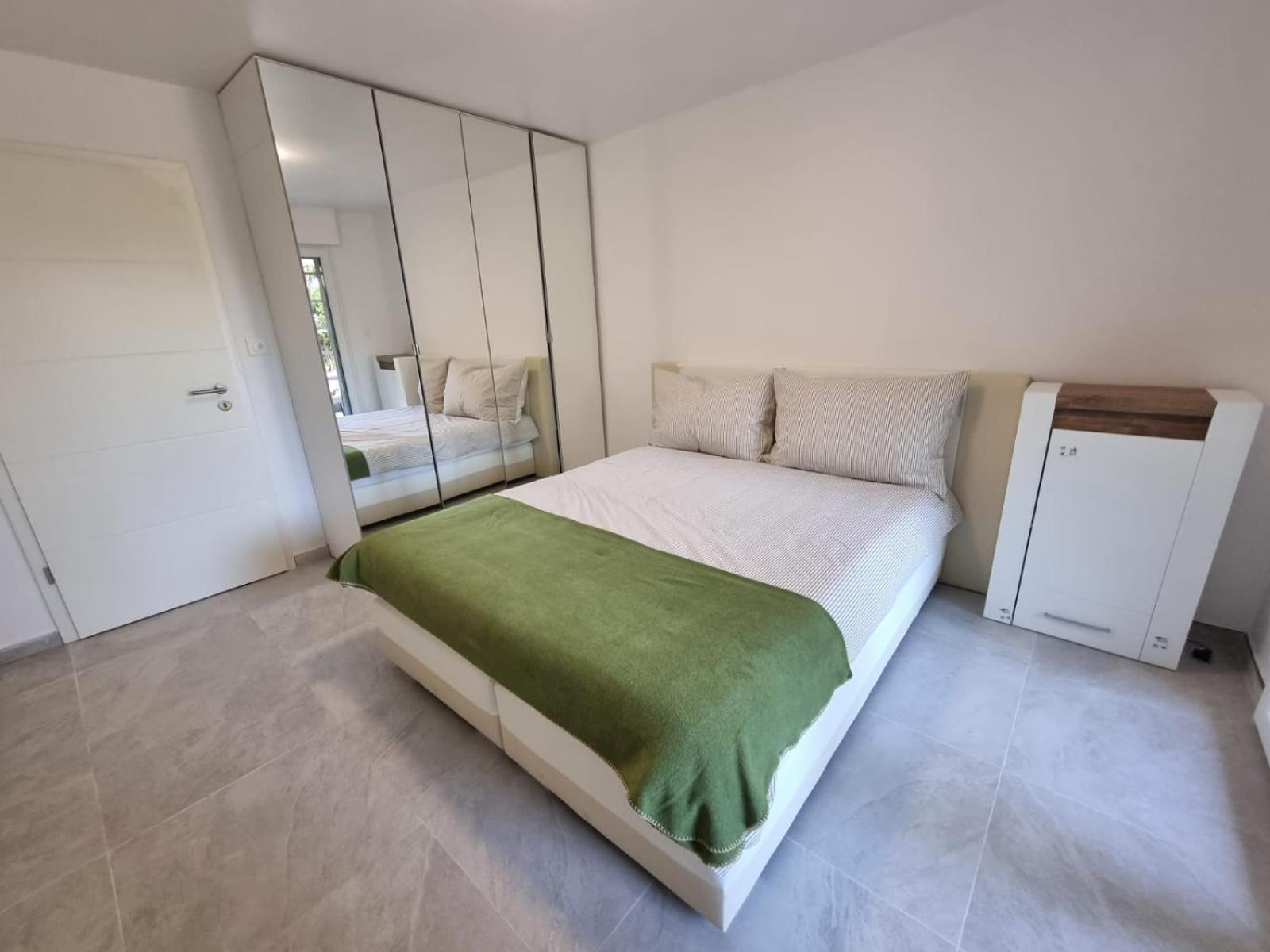 Charming Home Near Downtown Lausanne - Fully Equipped with Parking!