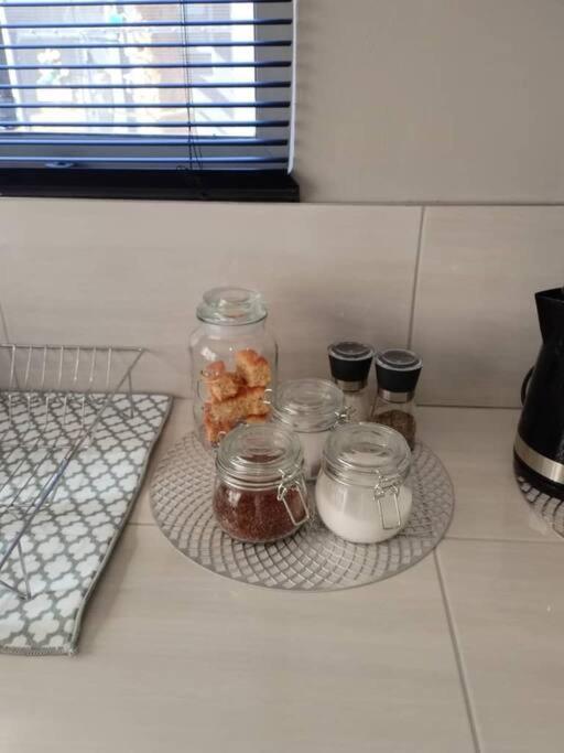 Stellies Accommodation - Room 3