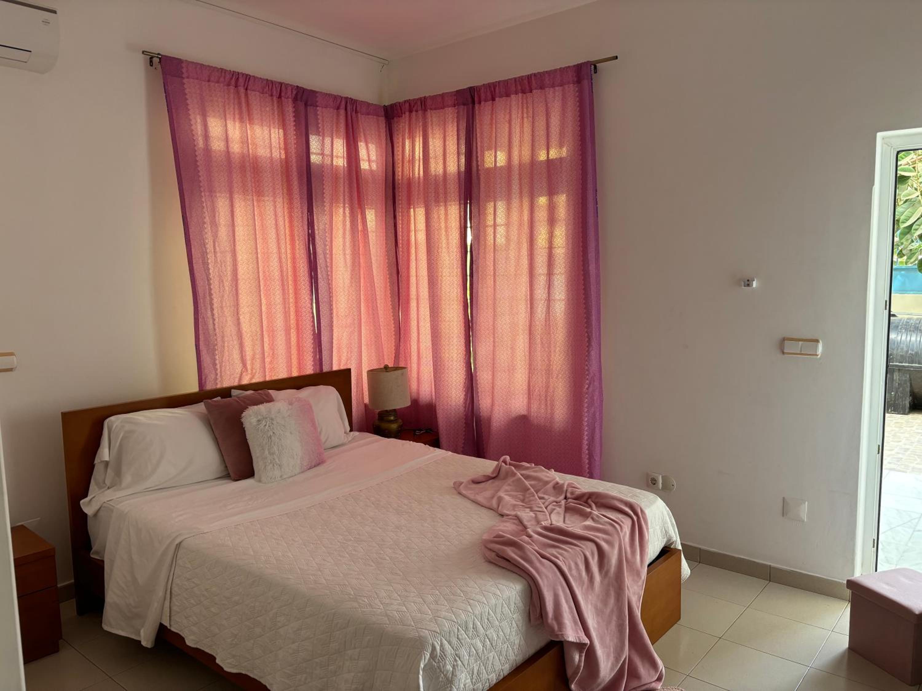 Perfect Vacation Home 5 Beds