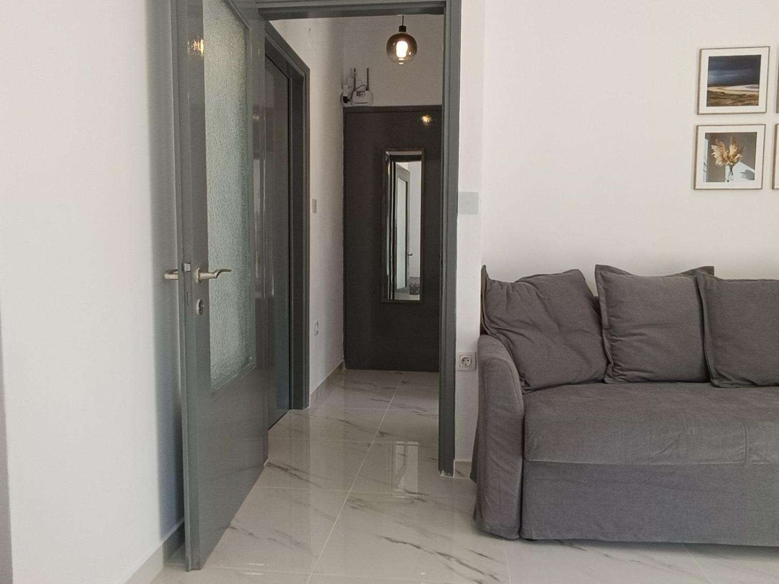 Kariani Beach Studio