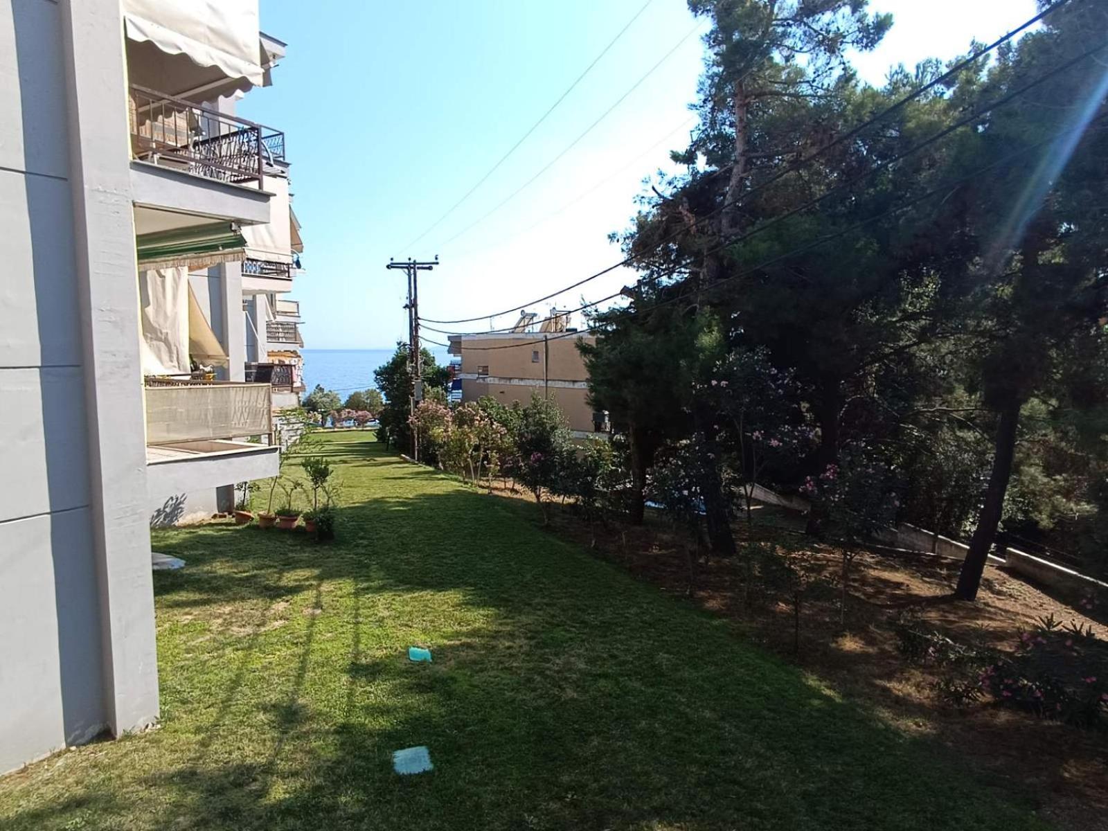 Kariani Beach Studio