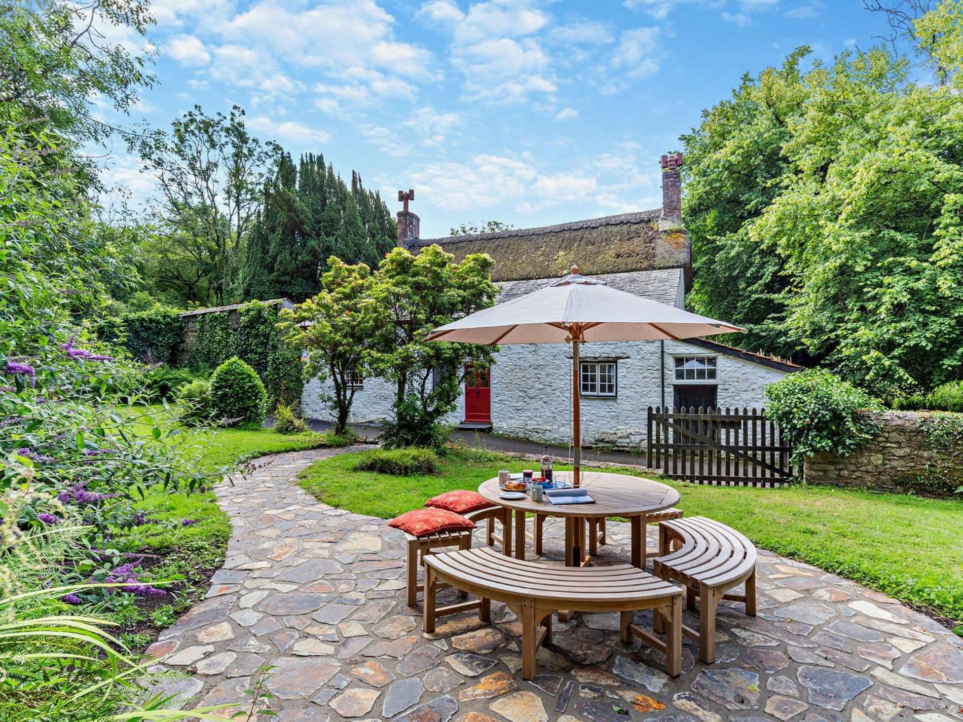 4 Bed in Bideford oc-hacot view 2