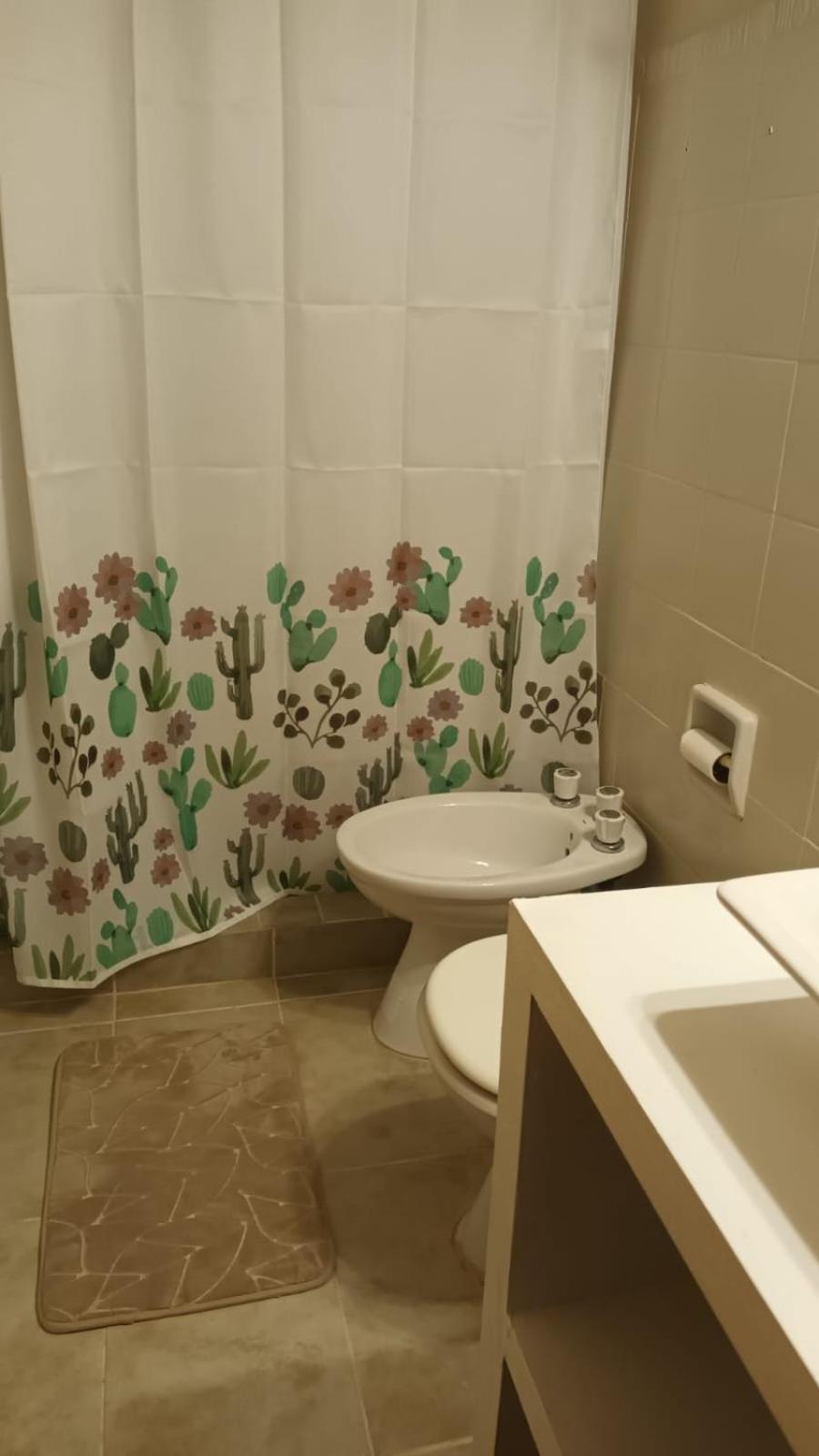Casa entre Neuquen y Plottier