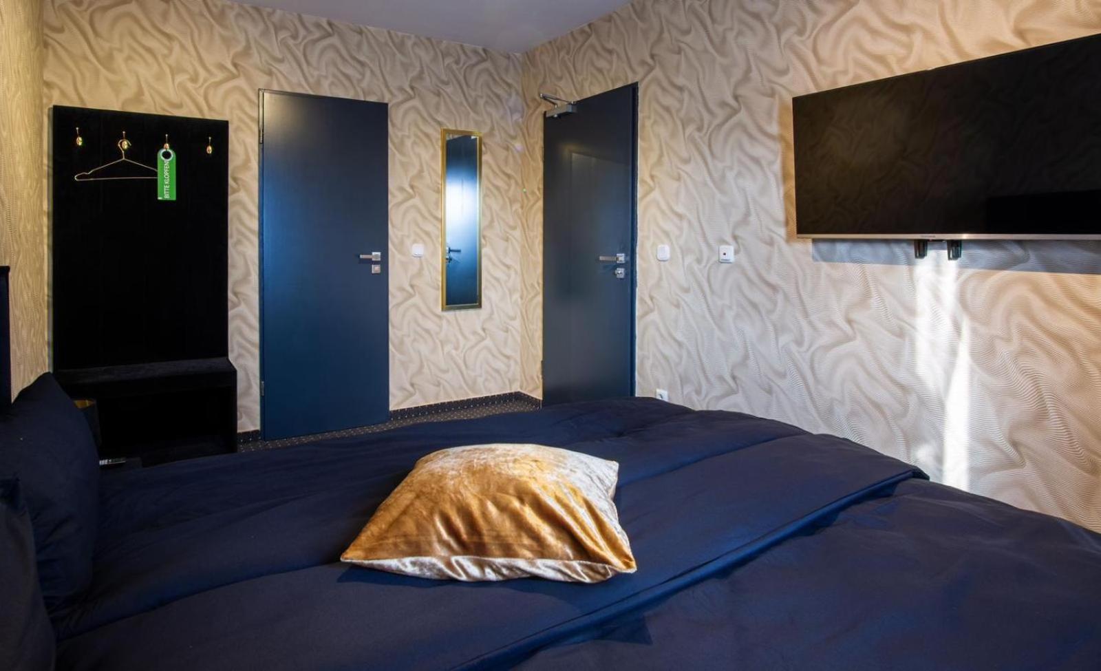 Bed and Breakfast 33