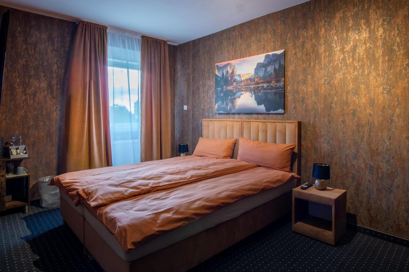 Bed and Breakfast 33