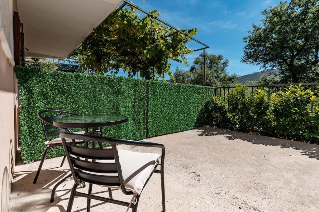 Perfect Little Place - Igalo view 2