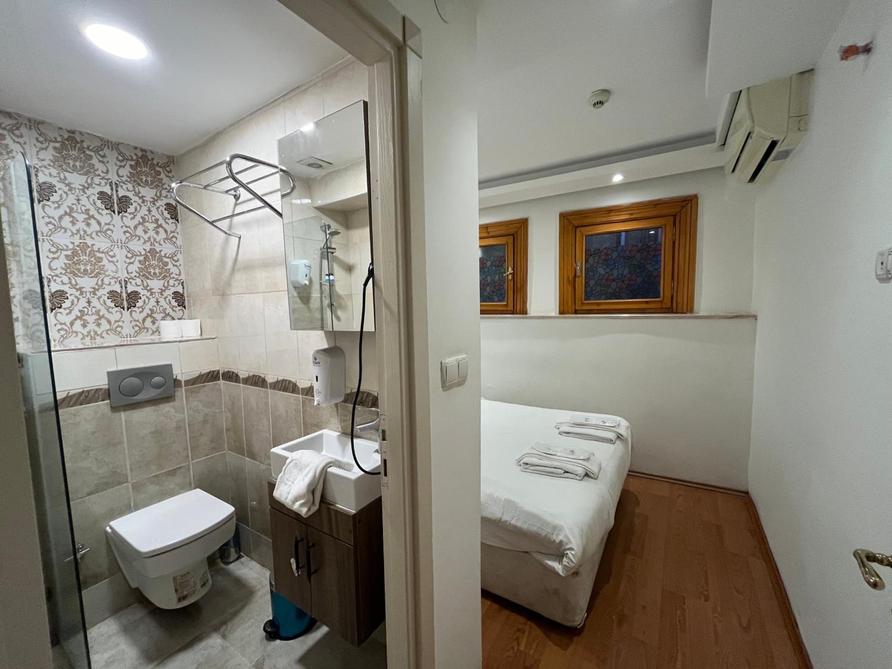 Le Safran Suite Hotel - Image 136