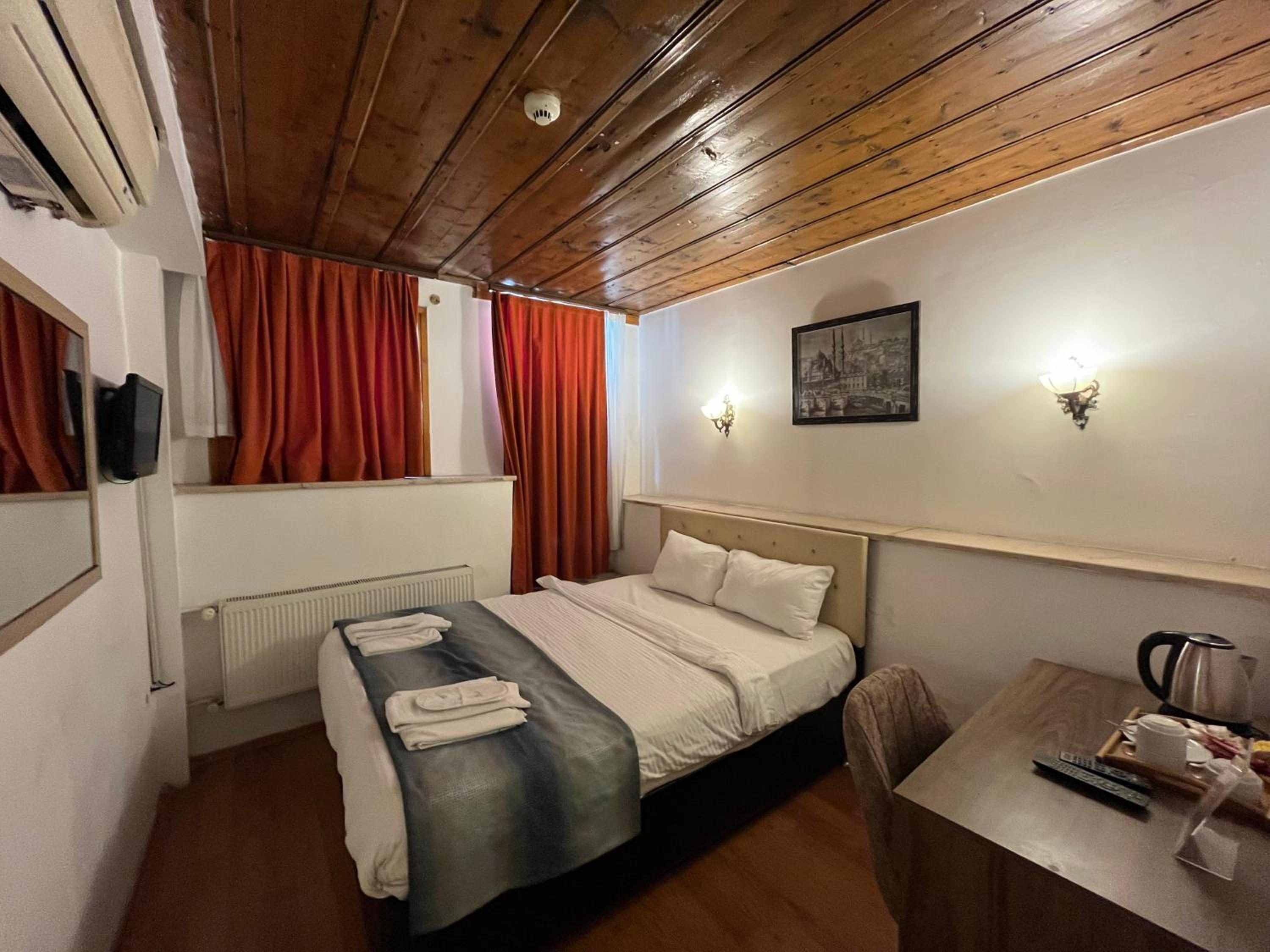 Le Safran Suite Hotel - Image 139