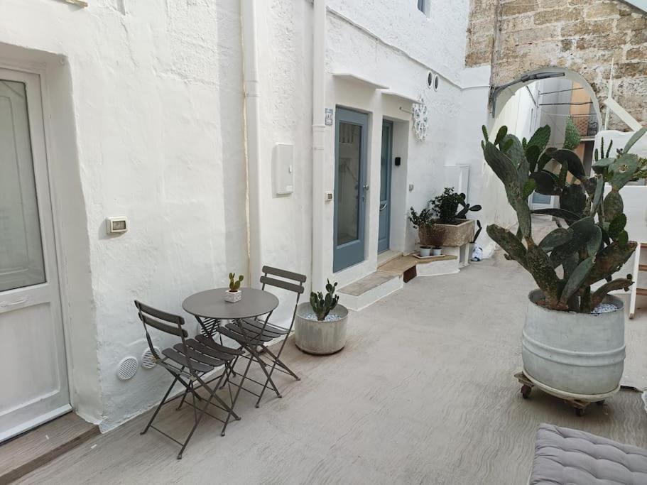 Leccino Suite en Matino — balance & terrace