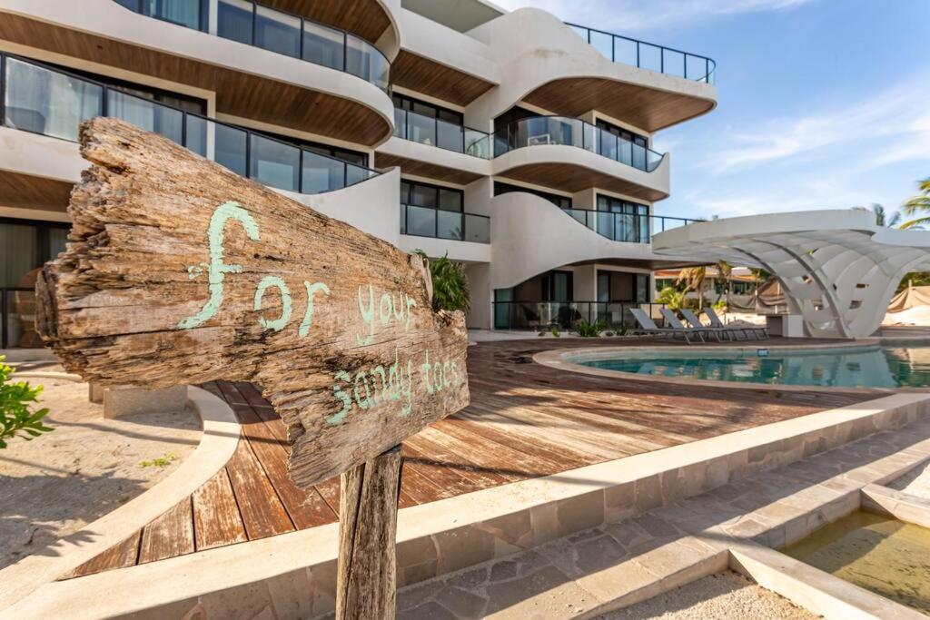 Luxury Beachfront Getaway Tankah Bay view 5