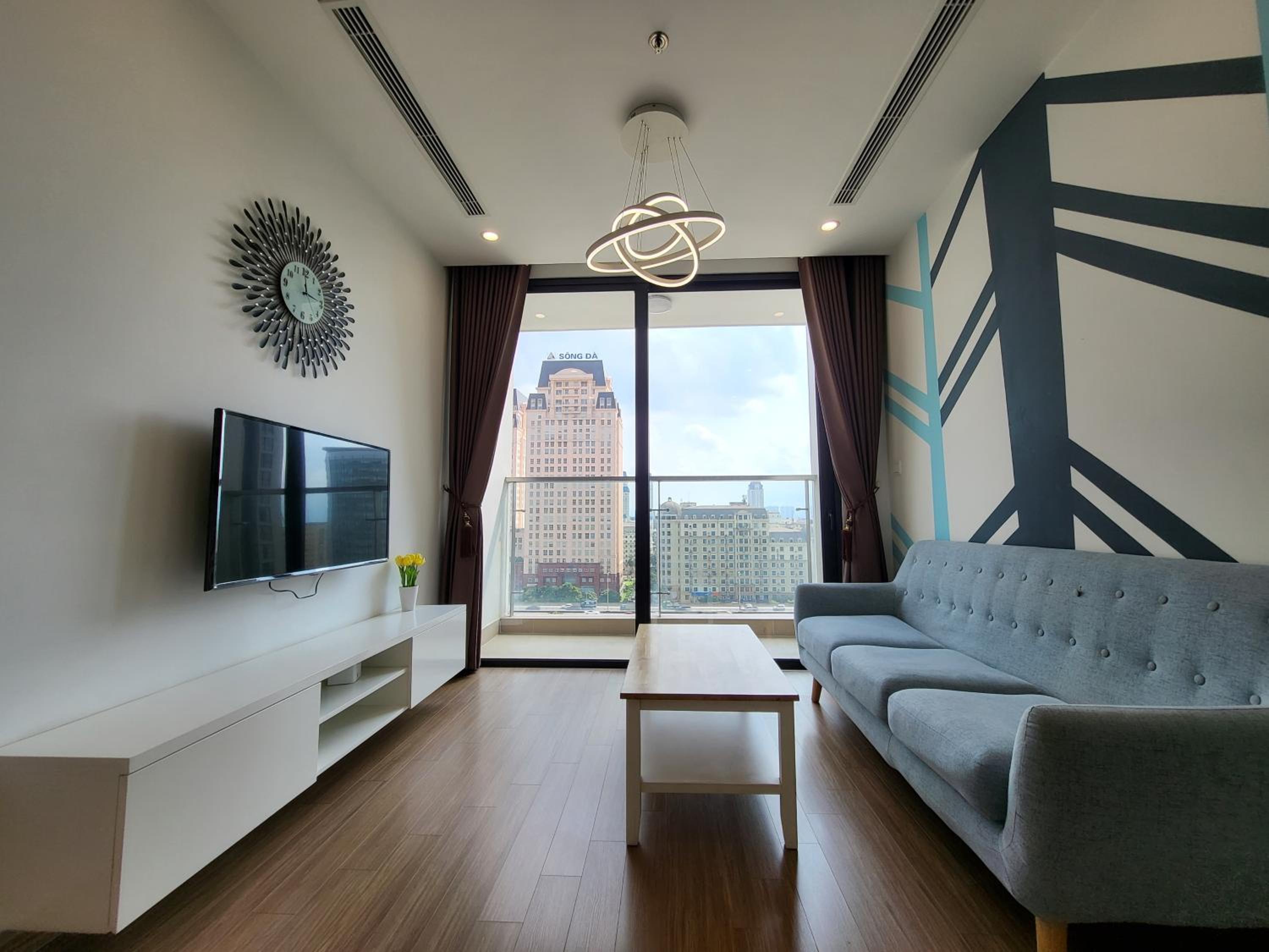 Căn hộ dịch vụ siêu đẹp Vinhomes Skylake gần sân vận động Mỹ Đình