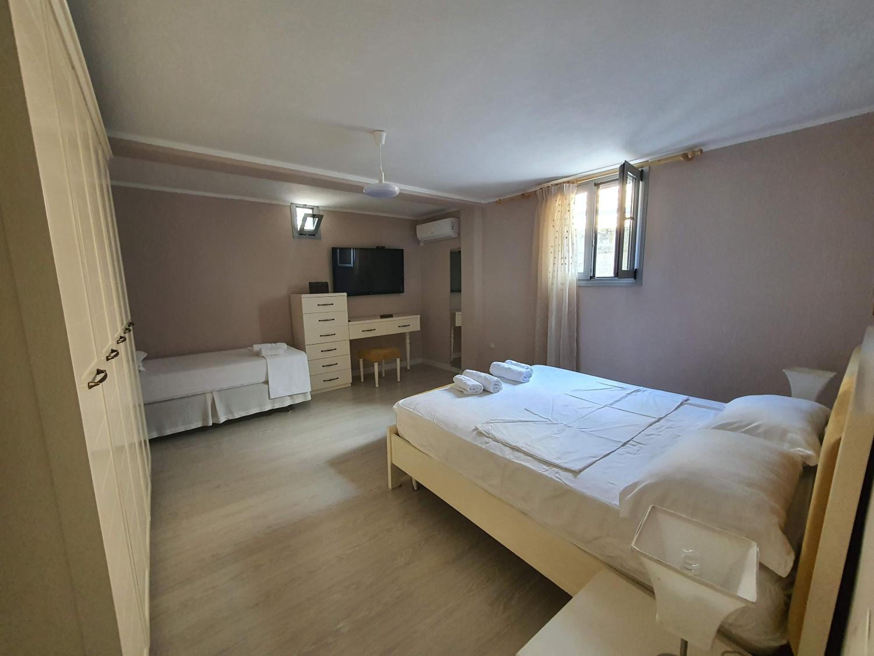 Entire Villa Elida