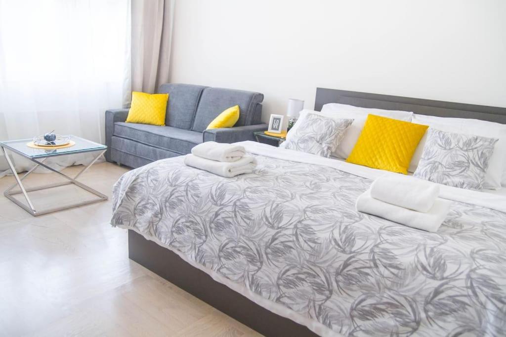 Luxury Apartment near Charles Bridge