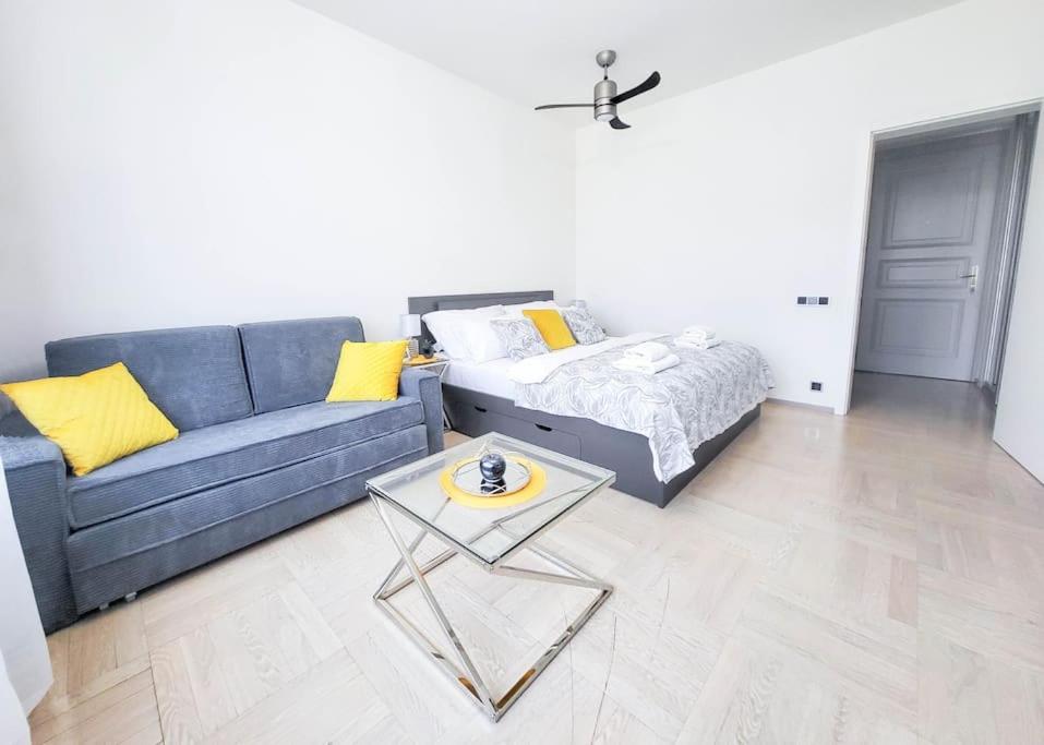 Luxury Apartment near Charles Bridge