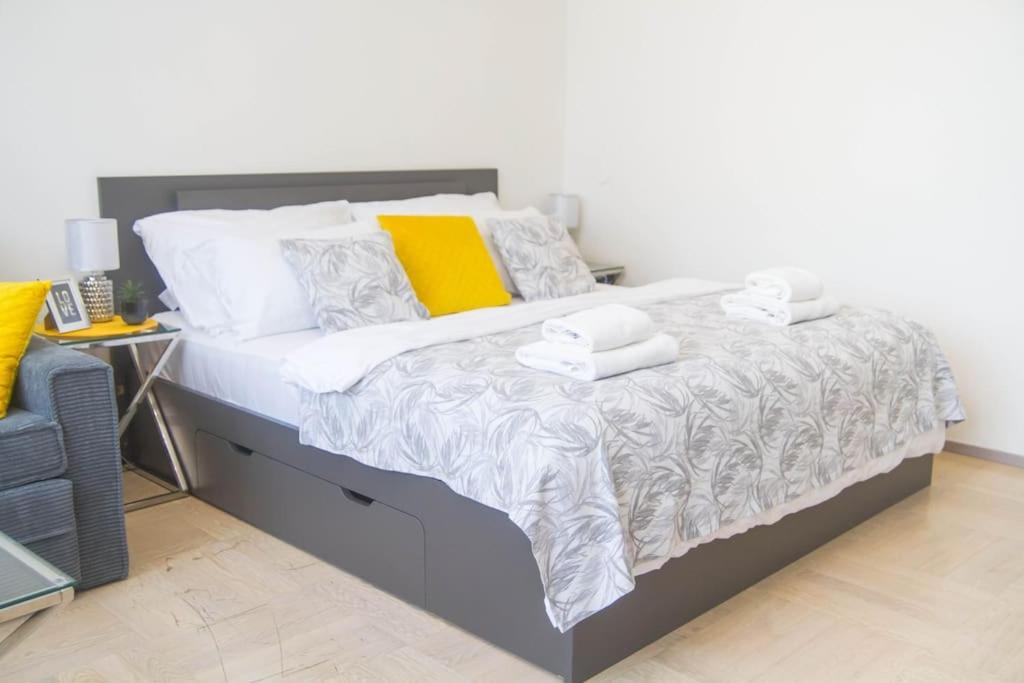 Luxury Apartment near Charles Bridge