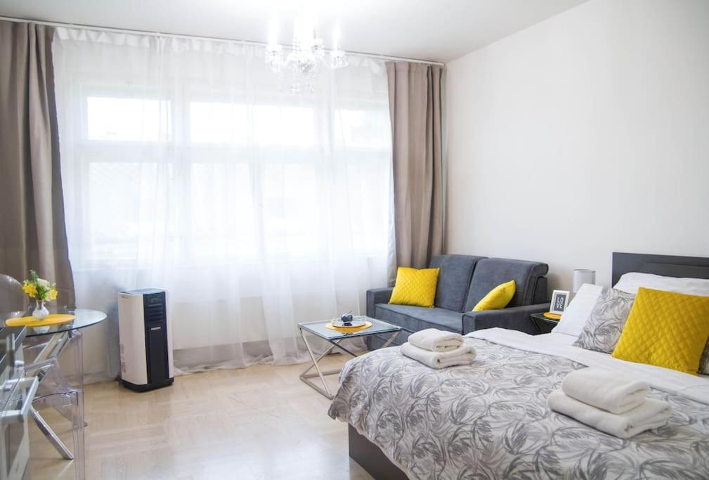 Luxury Apartment near Charles Bridge