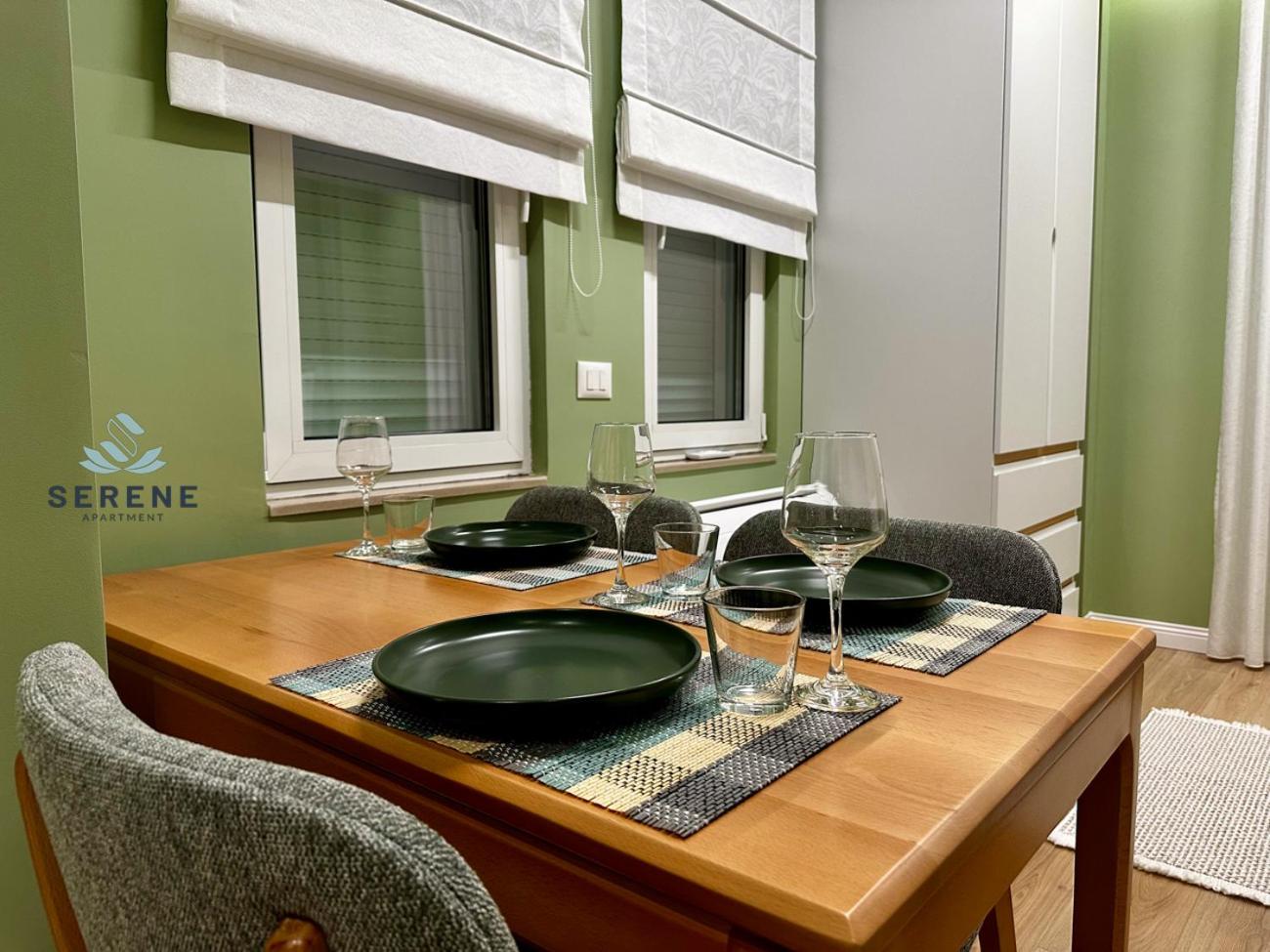 Serene Apartment Korce