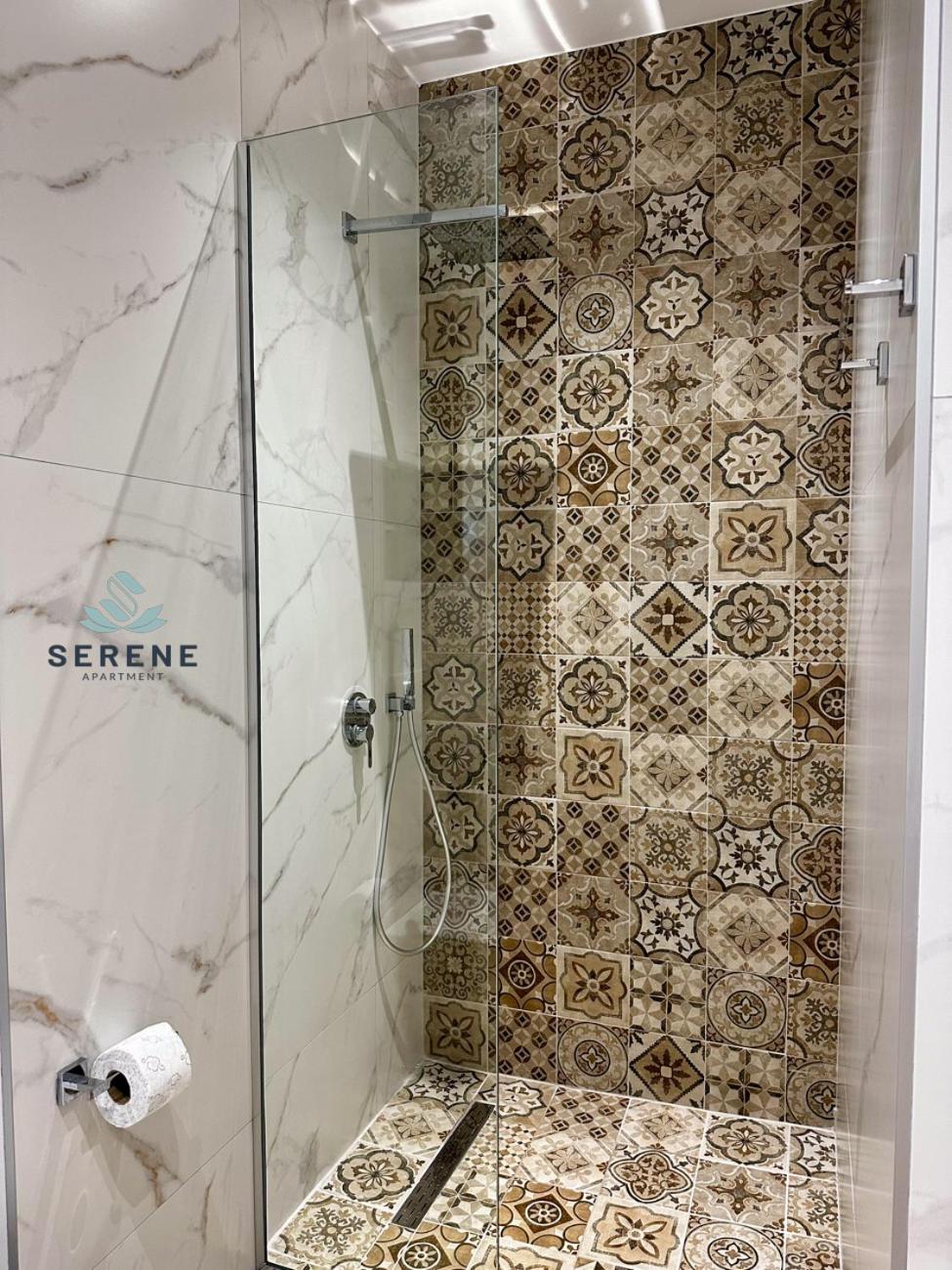 Serene Apartment Korce