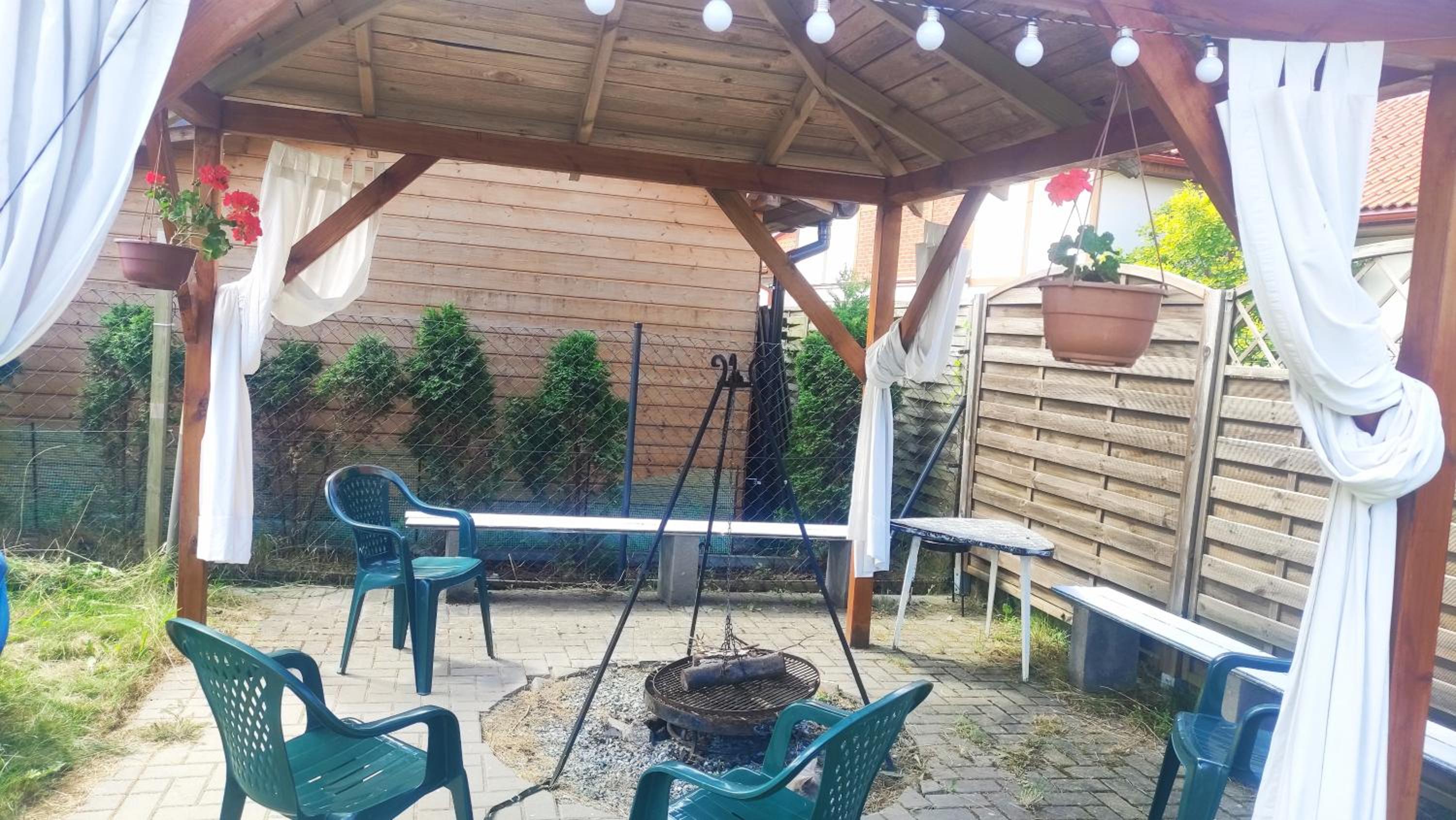 Photo 33