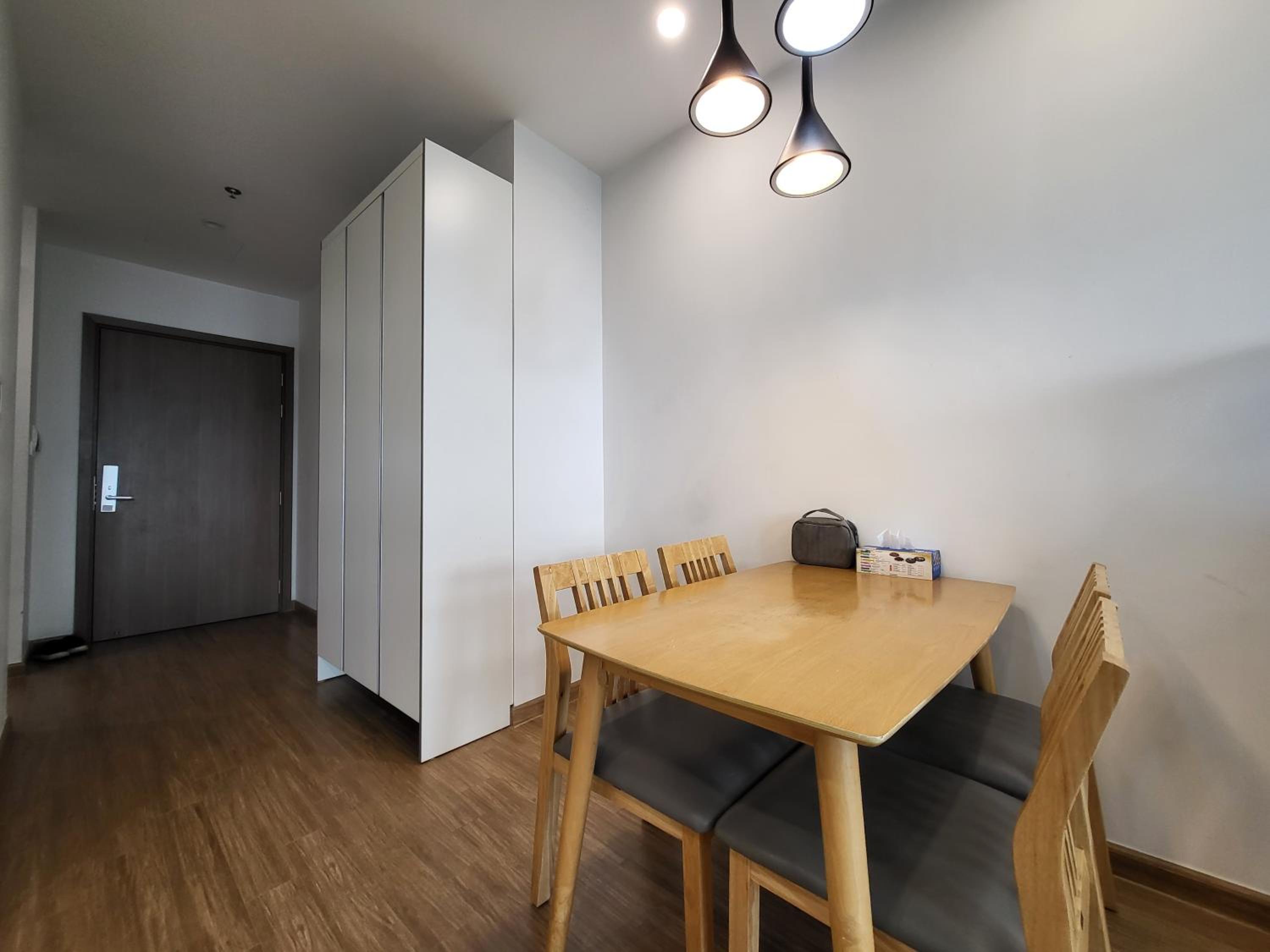 Căn hộ dịch vụ siêu đẹp Vinhomes Skylake gần sân vận động Mỹ Đình