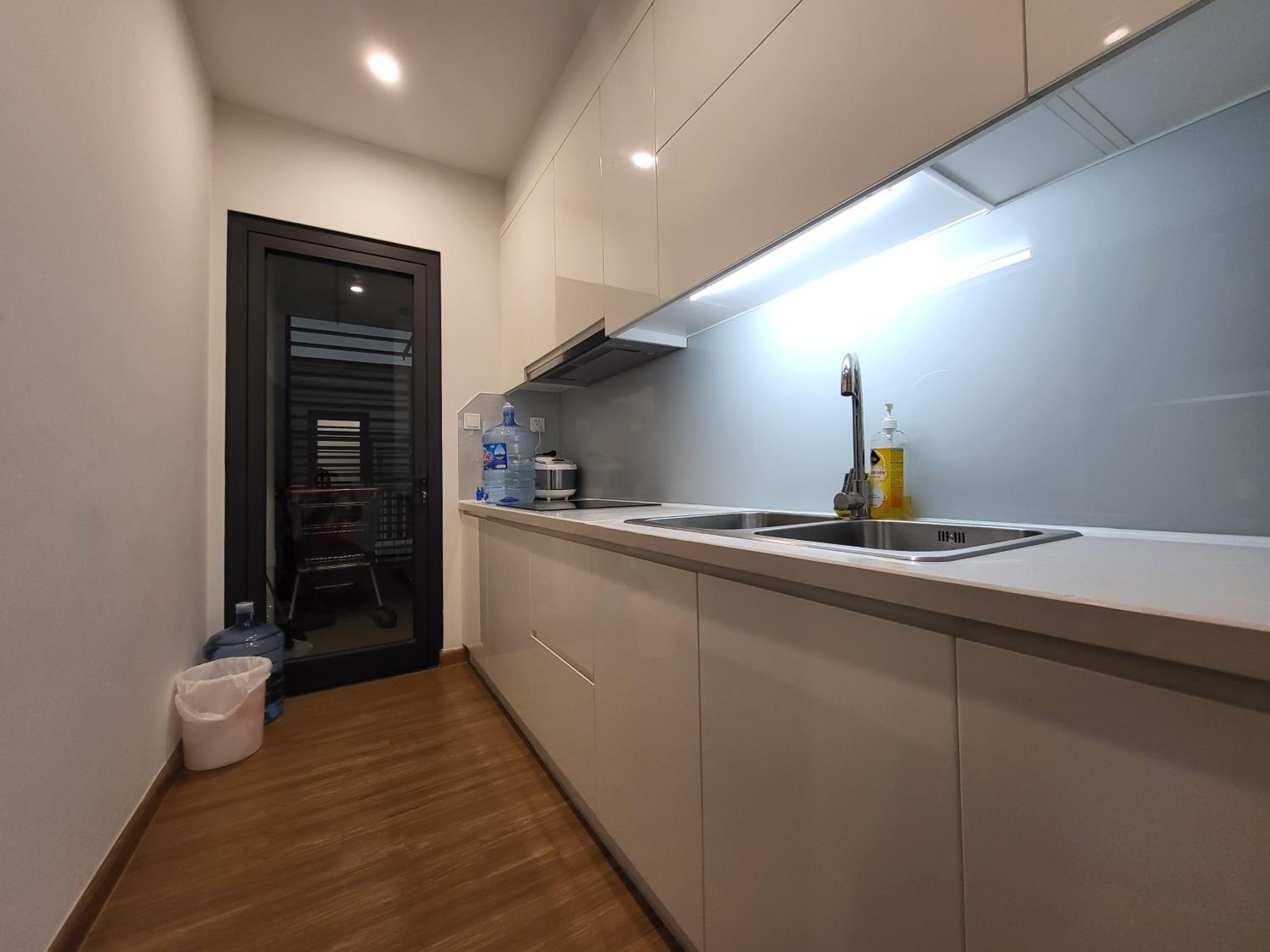Căn hộ dịch vụ siêu đẹp Vinhomes Skylake gần sân vận động Mỹ Đình