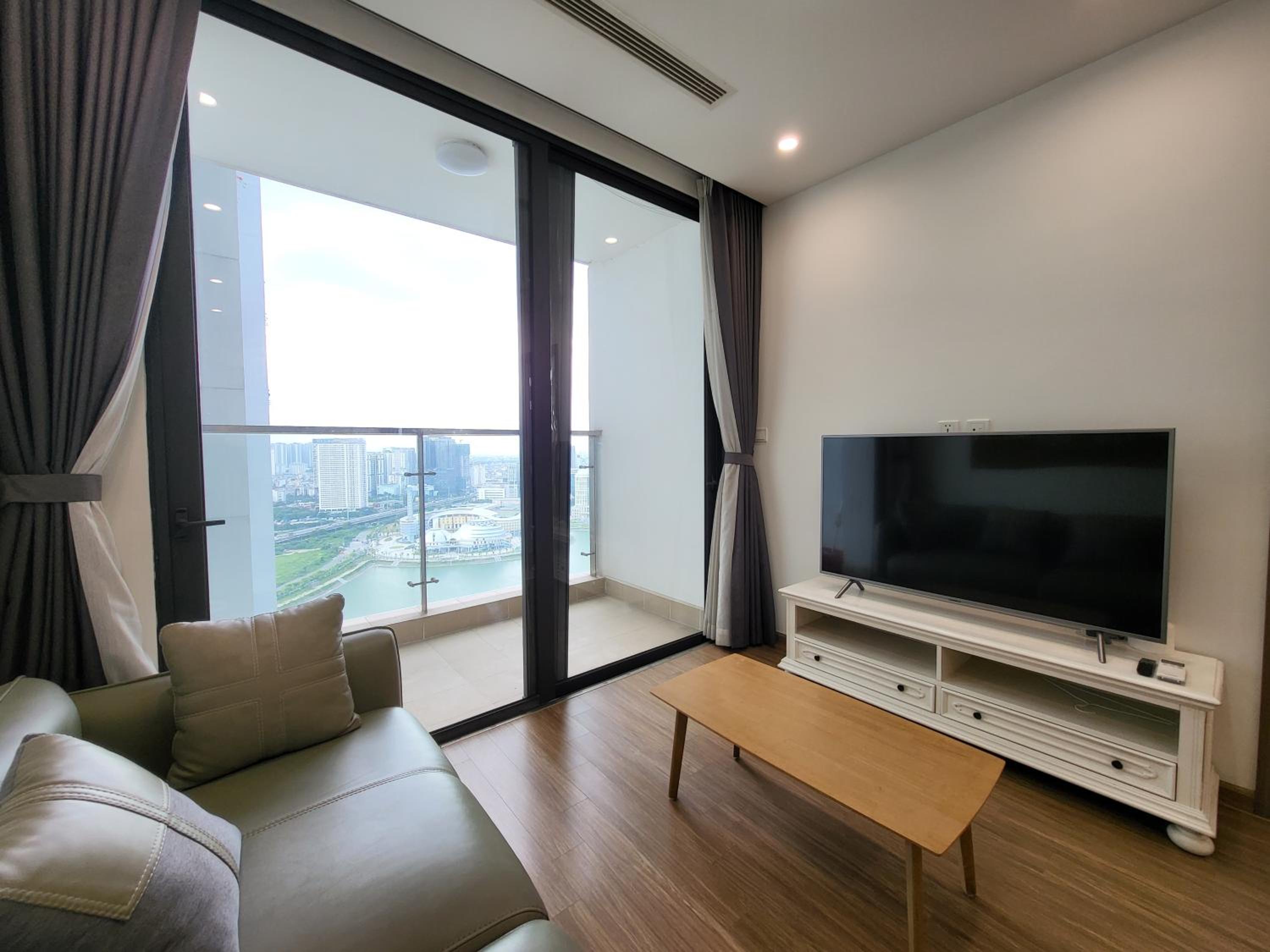 Căn hộ dịch vụ siêu đẹp Vinhomes Skylake gần sân vận động Mỹ Đình