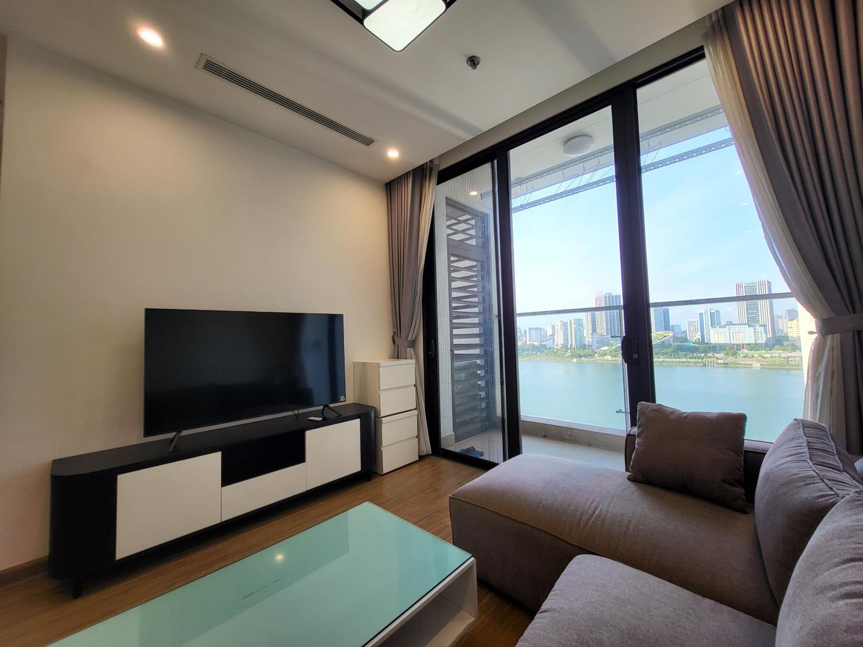 Căn hộ dịch vụ siêu đẹp Vinhomes Skylake gần sân vận động Mỹ Đình