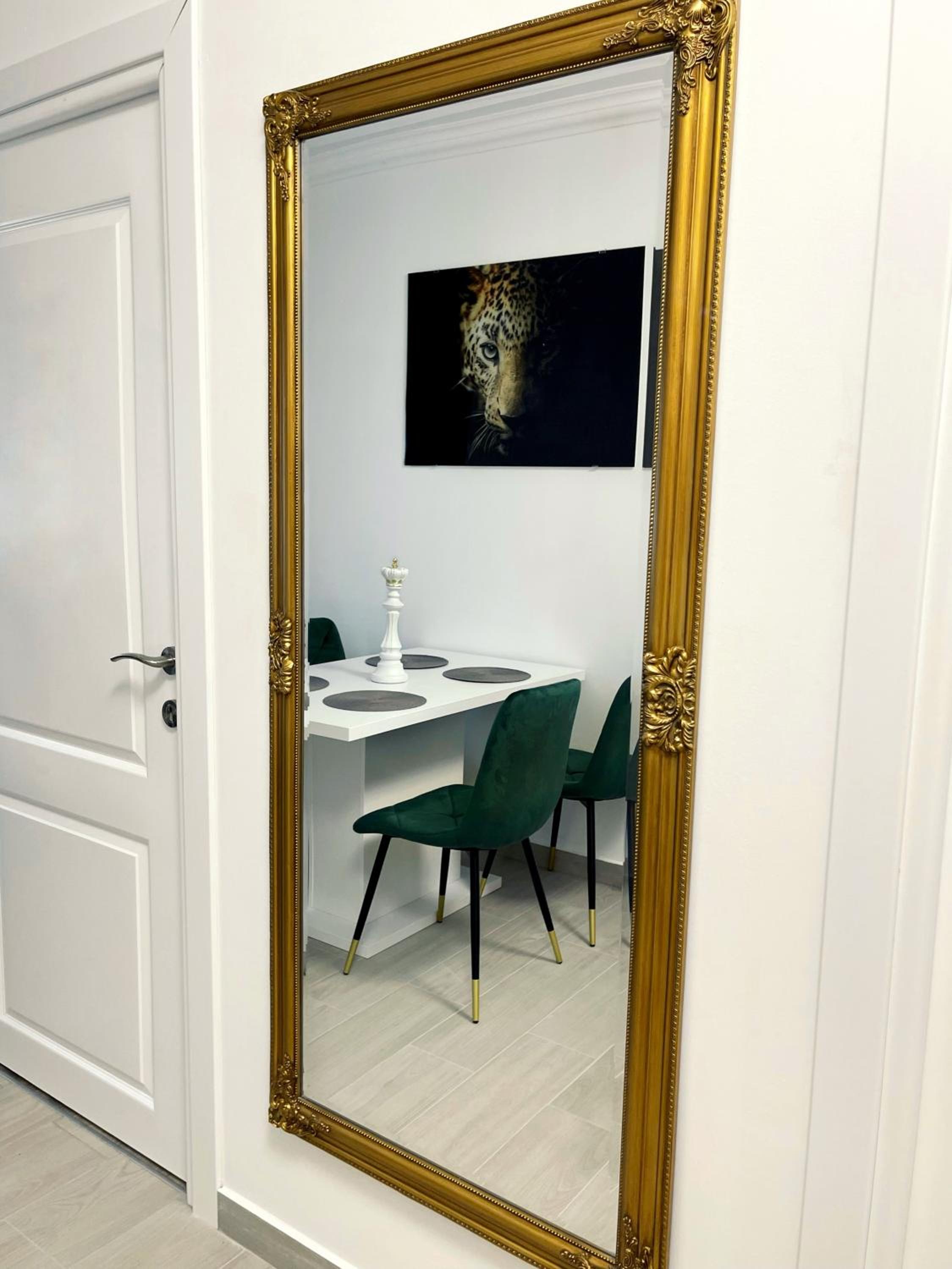 RV Premium Apartments