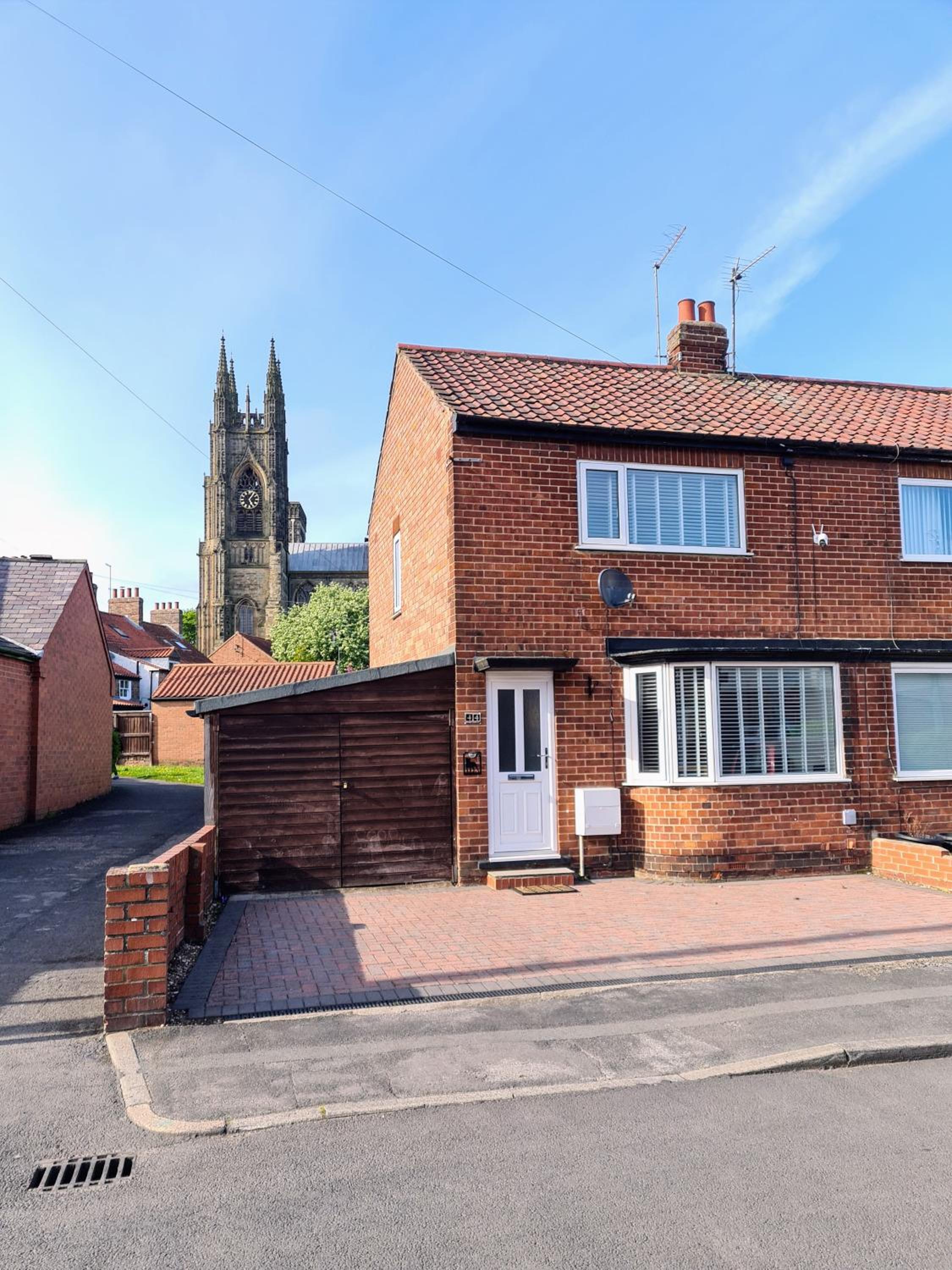 Semi detached quite location view 4