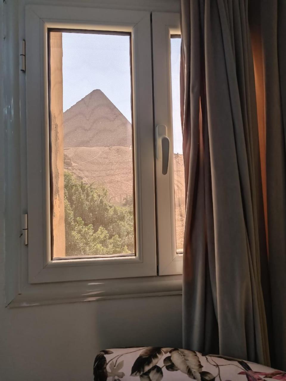 MK pyramid inn