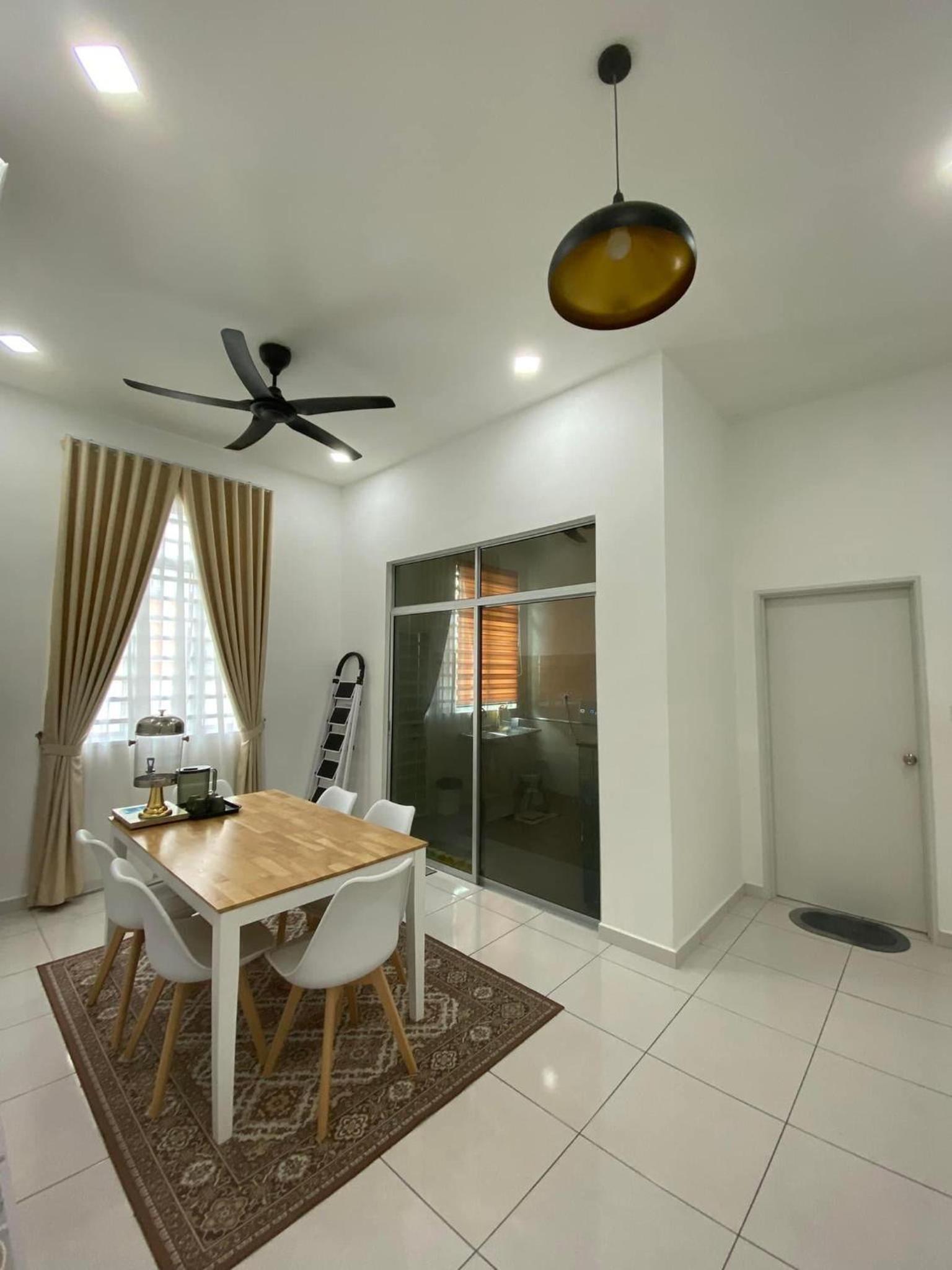Single storey bungalow Tangkak