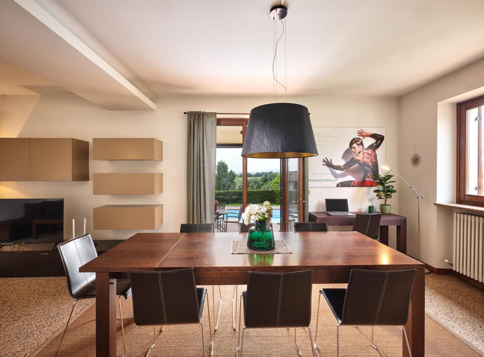 VILLA CELEBRITY - Regarda Travel