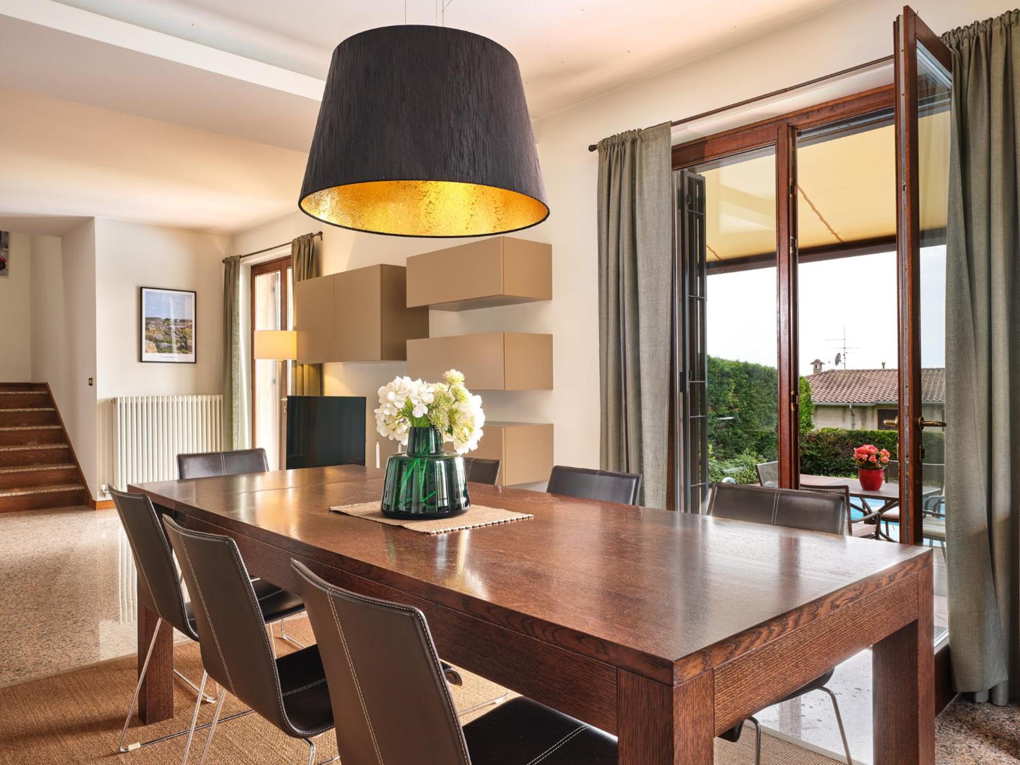 VILLA CELEBRITY - Regarda Travel