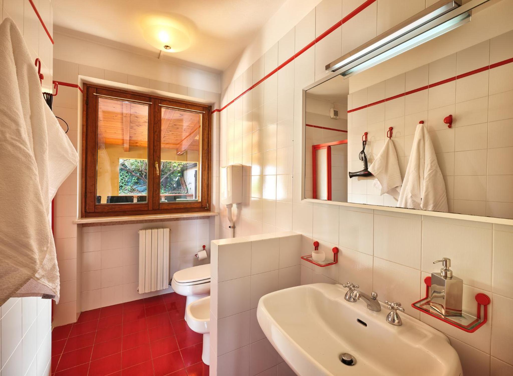 VILLA CELEBRITY - Regarda Travel