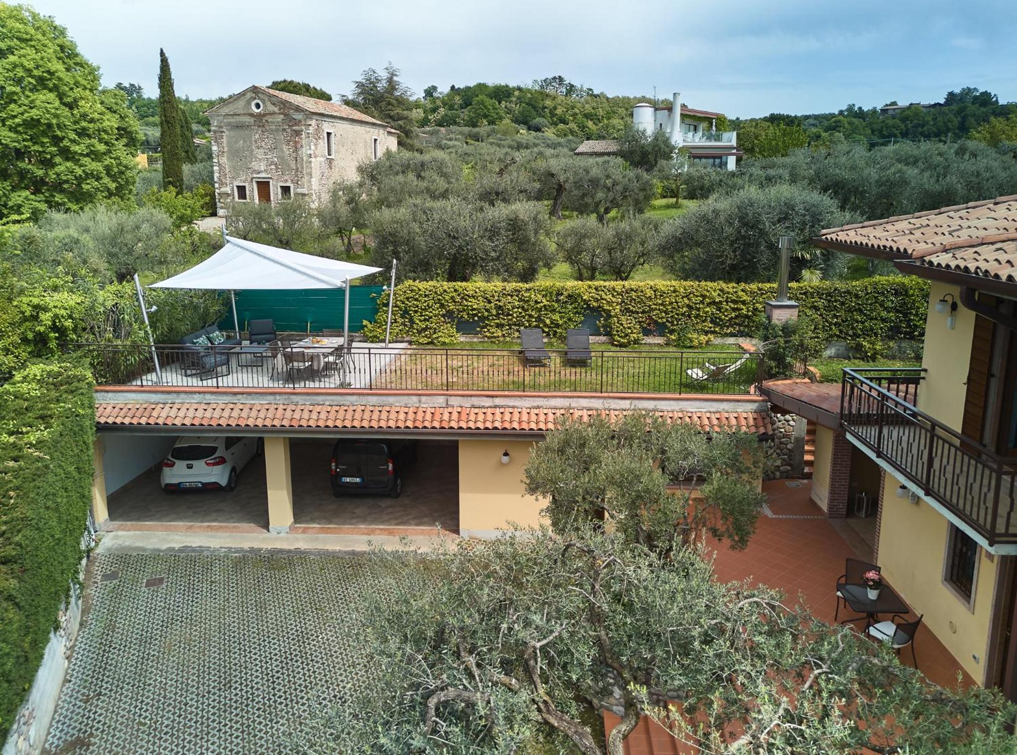 VILLA CELEBRITY - Regarda Travel