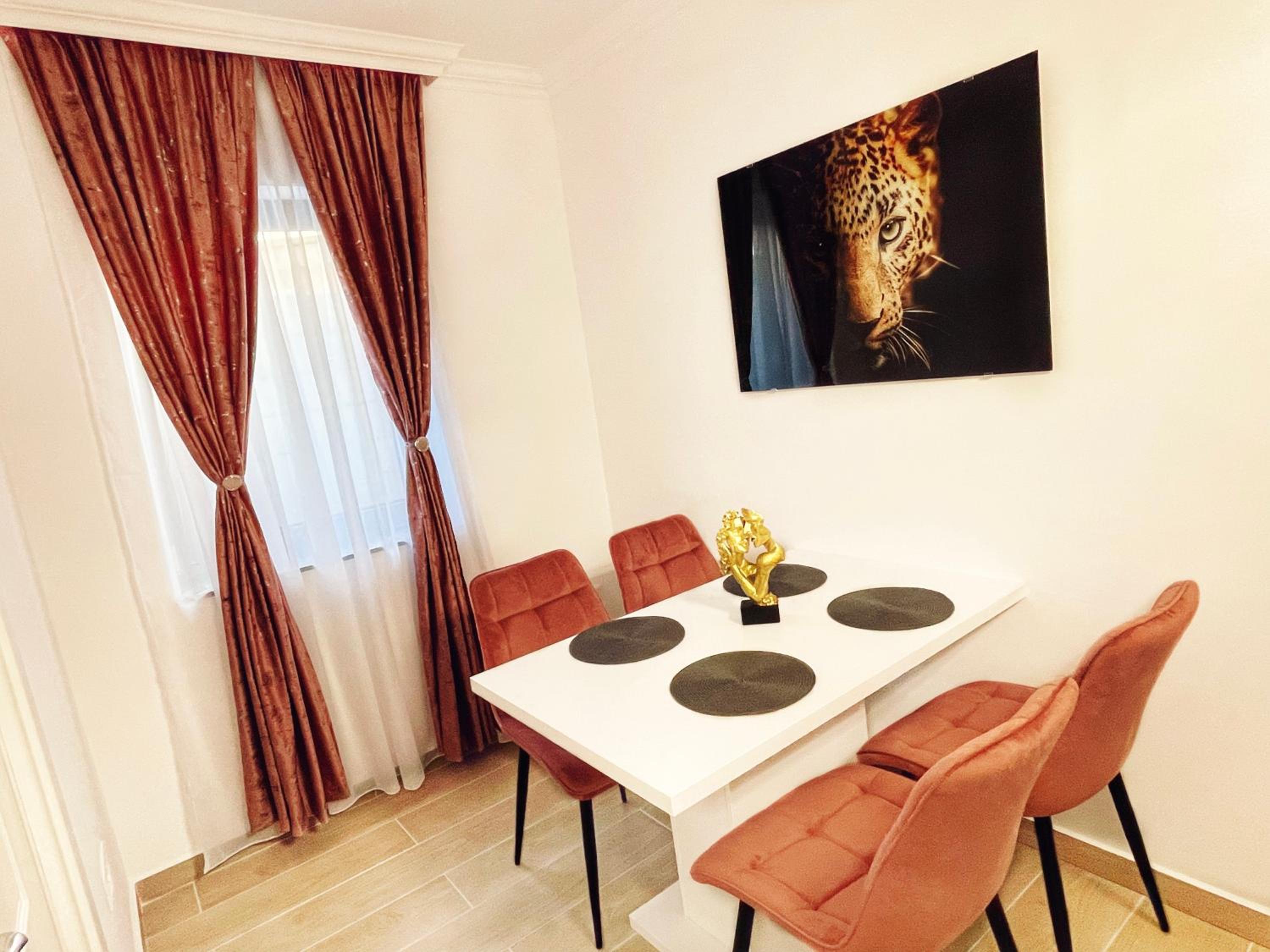 RV Premium Apartments