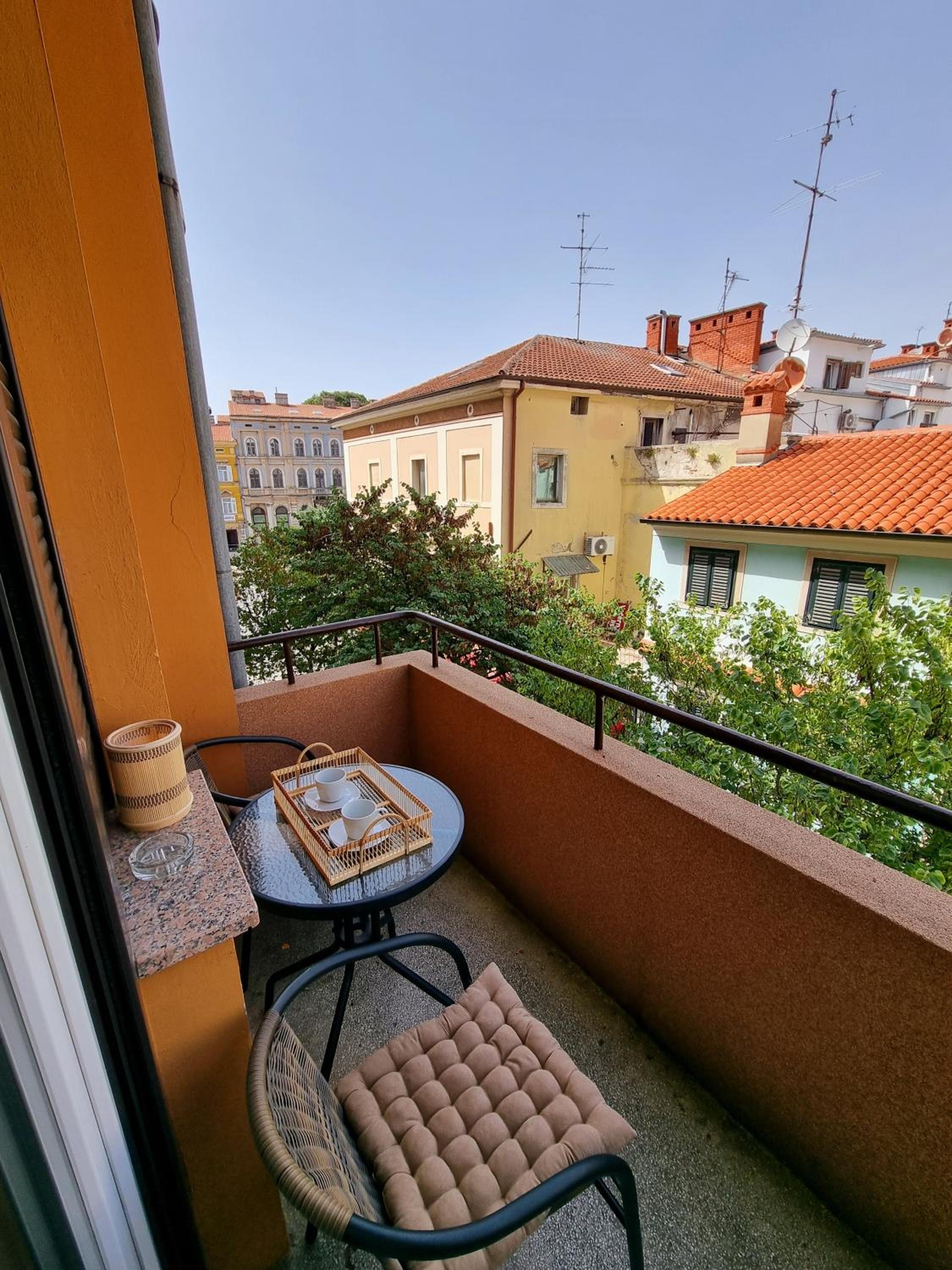 Hotel Stivi Luxury Apartments - Image 1