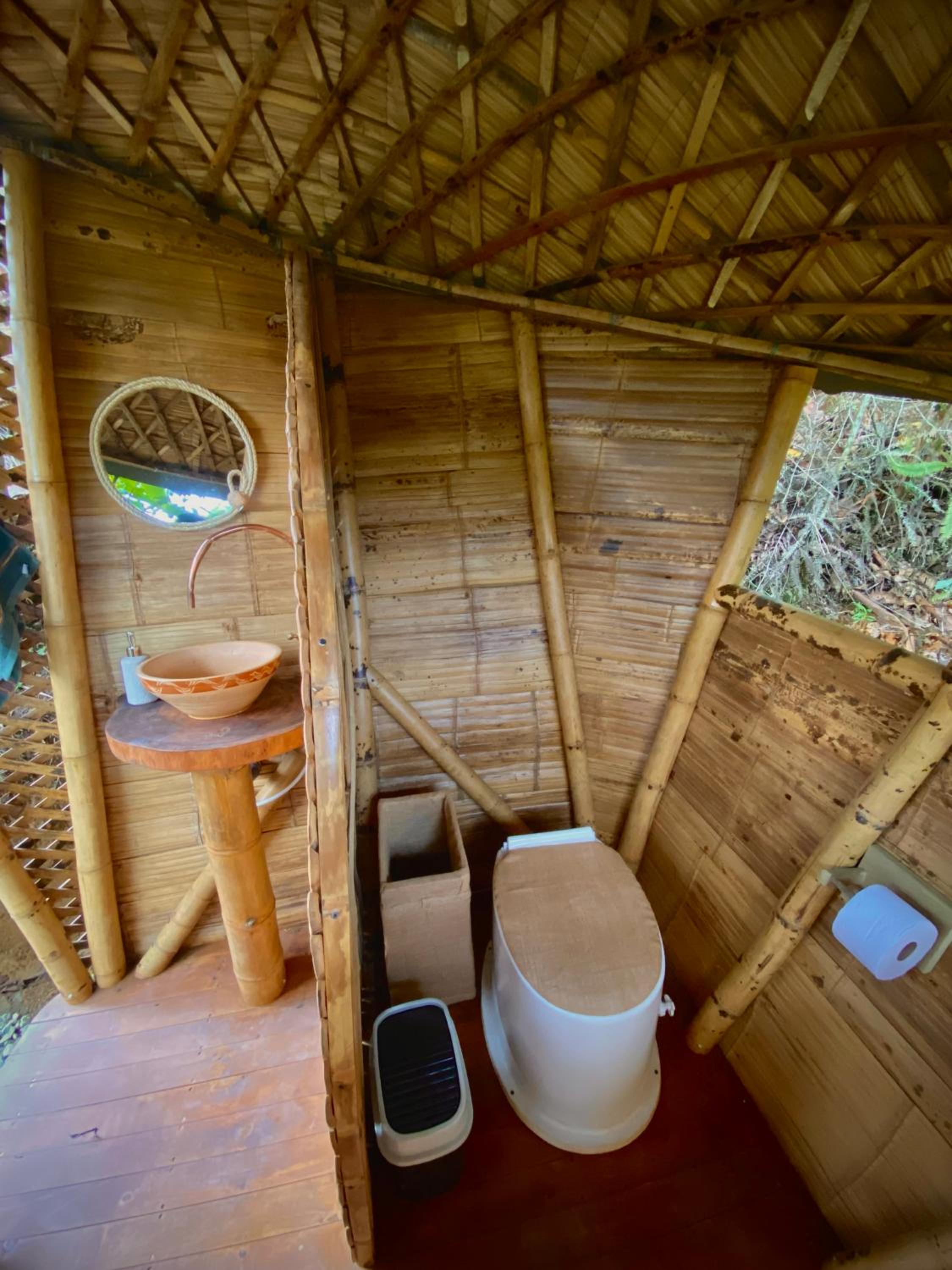 Macuá, Refugio del bosque