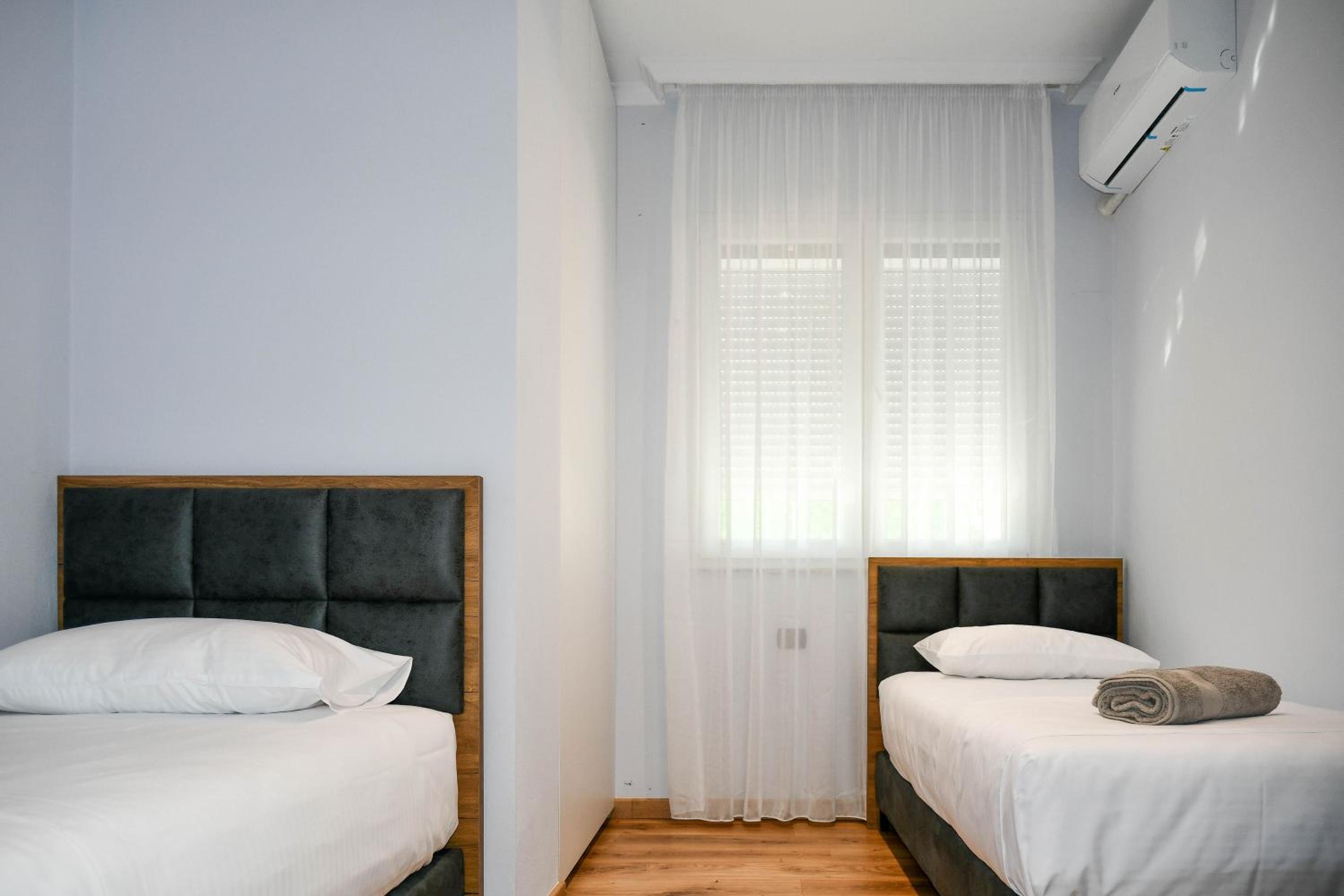 Hata Luxury Apartments photo 5