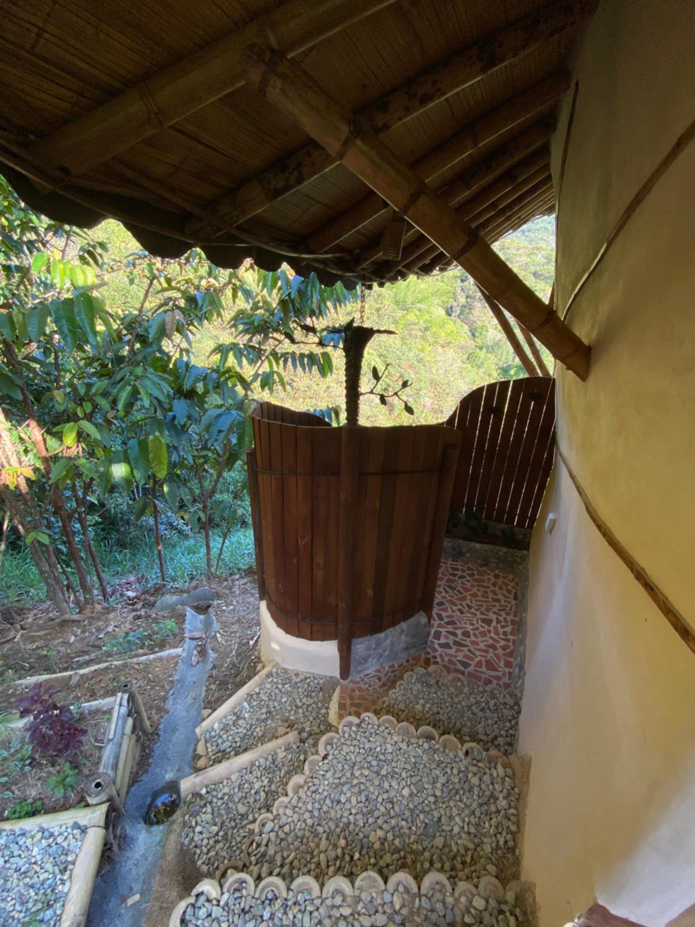 Macuá, Refugio del bosque