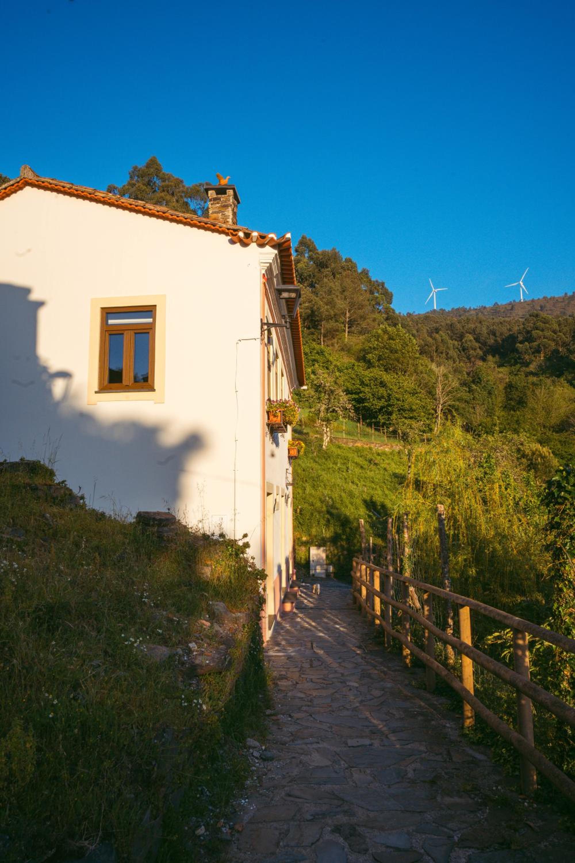 Montanhas do Xisto - Solar do Xisto Nascente view 4