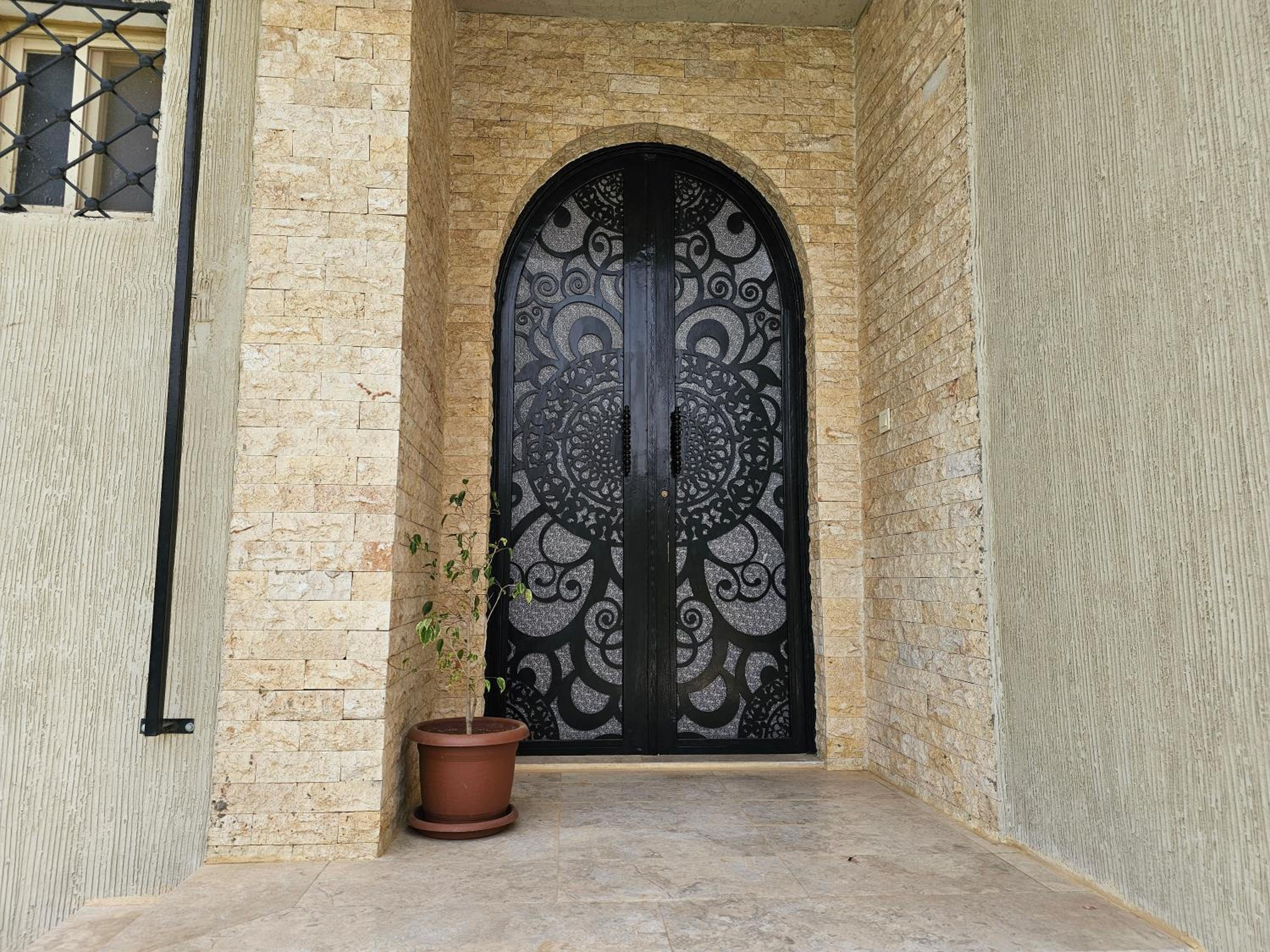 Private studio at house in Bani Kabir