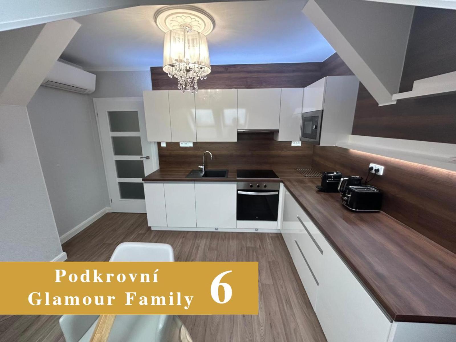 EFIPA Glamour Apartments