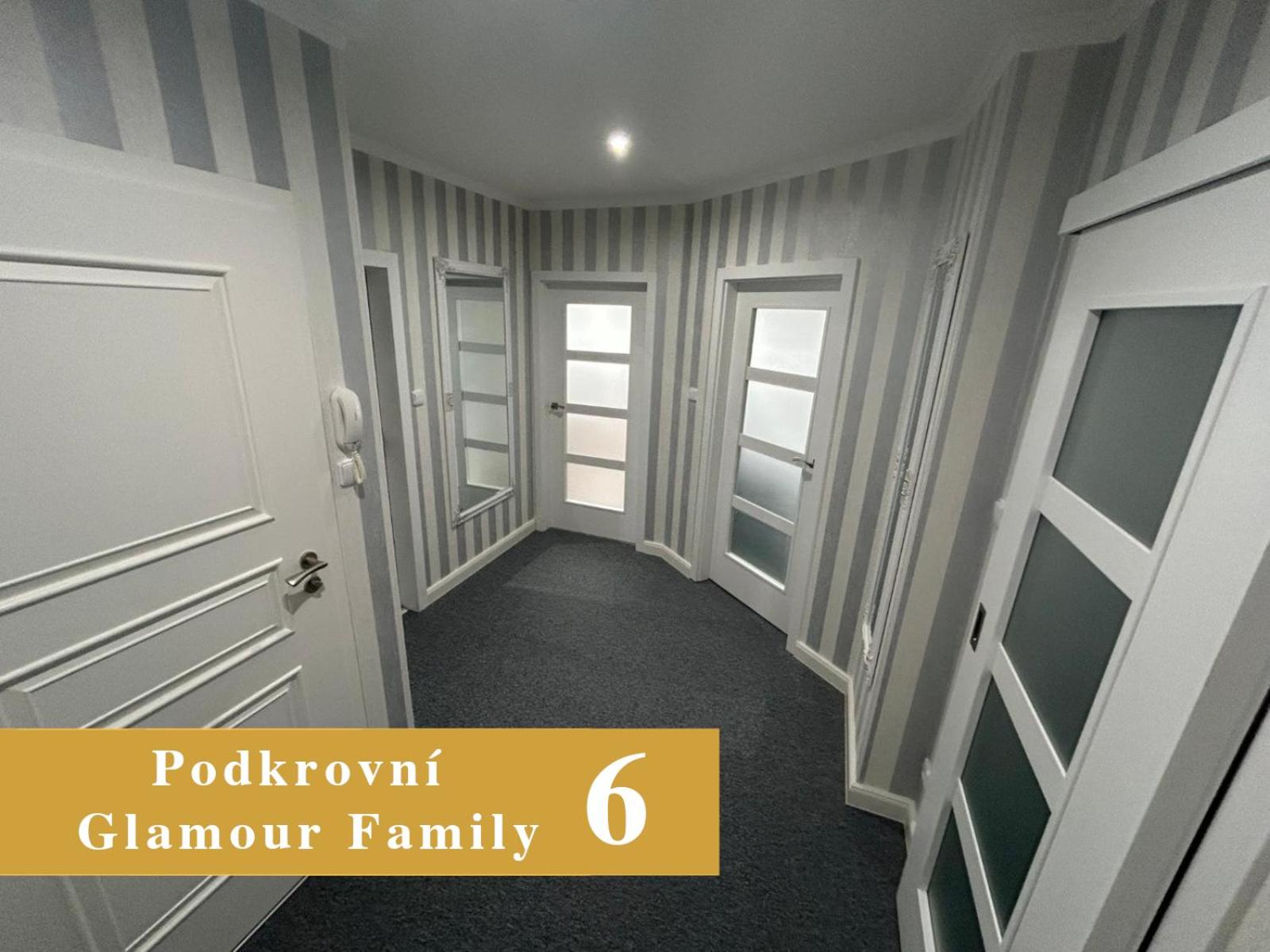 EFIPA Glamour Apartments
