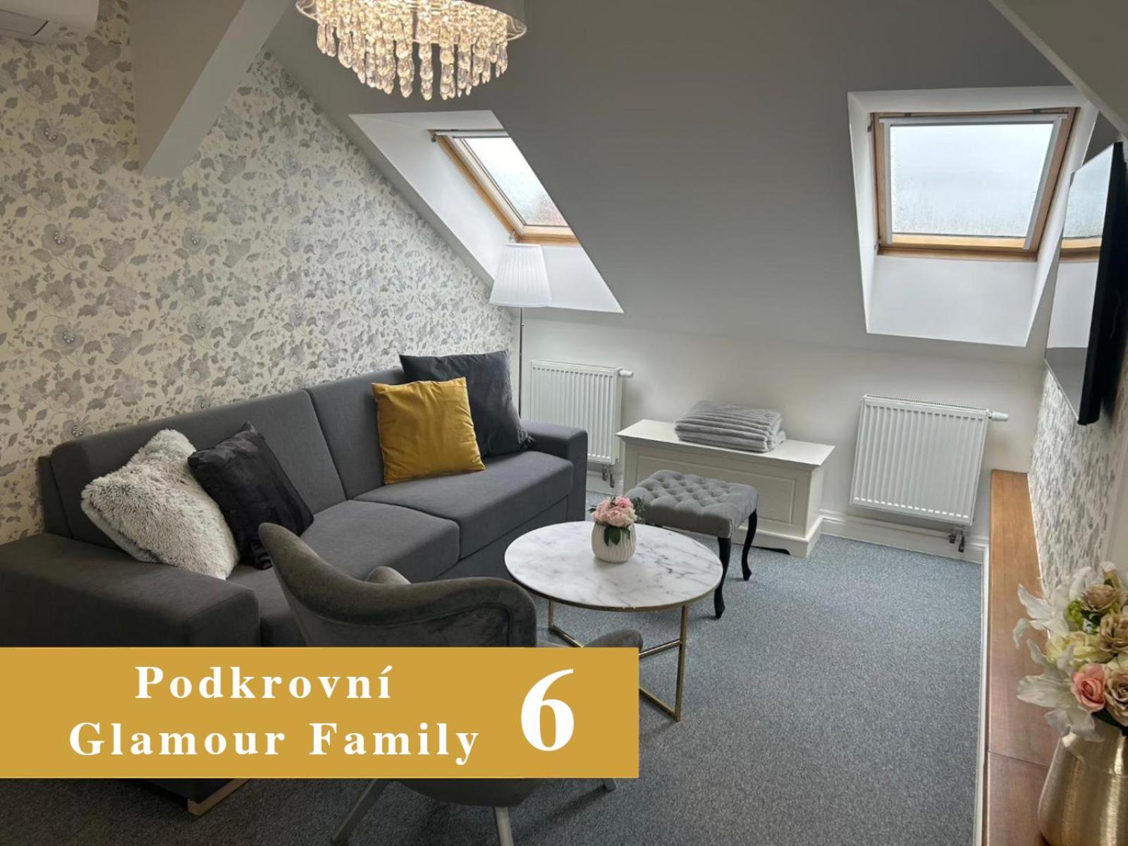 EFIPA Glamour Apartments
