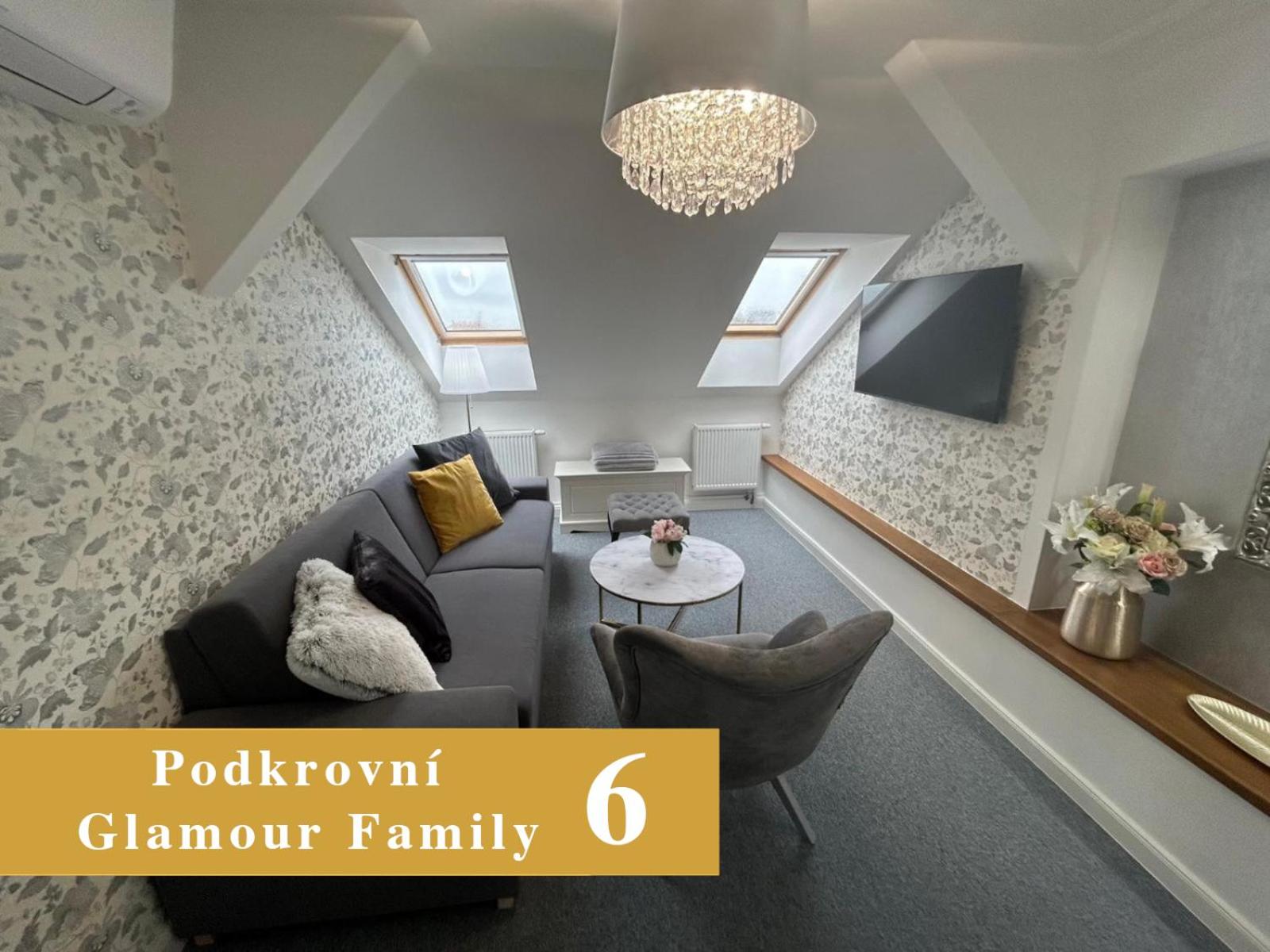 EFIPA Glamour Apartments