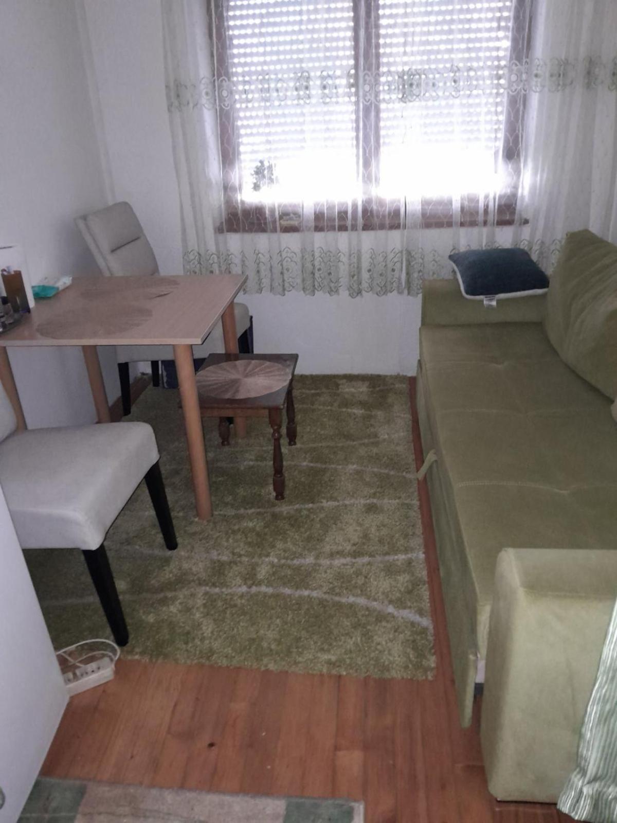 Comfy Apartment Free Parking