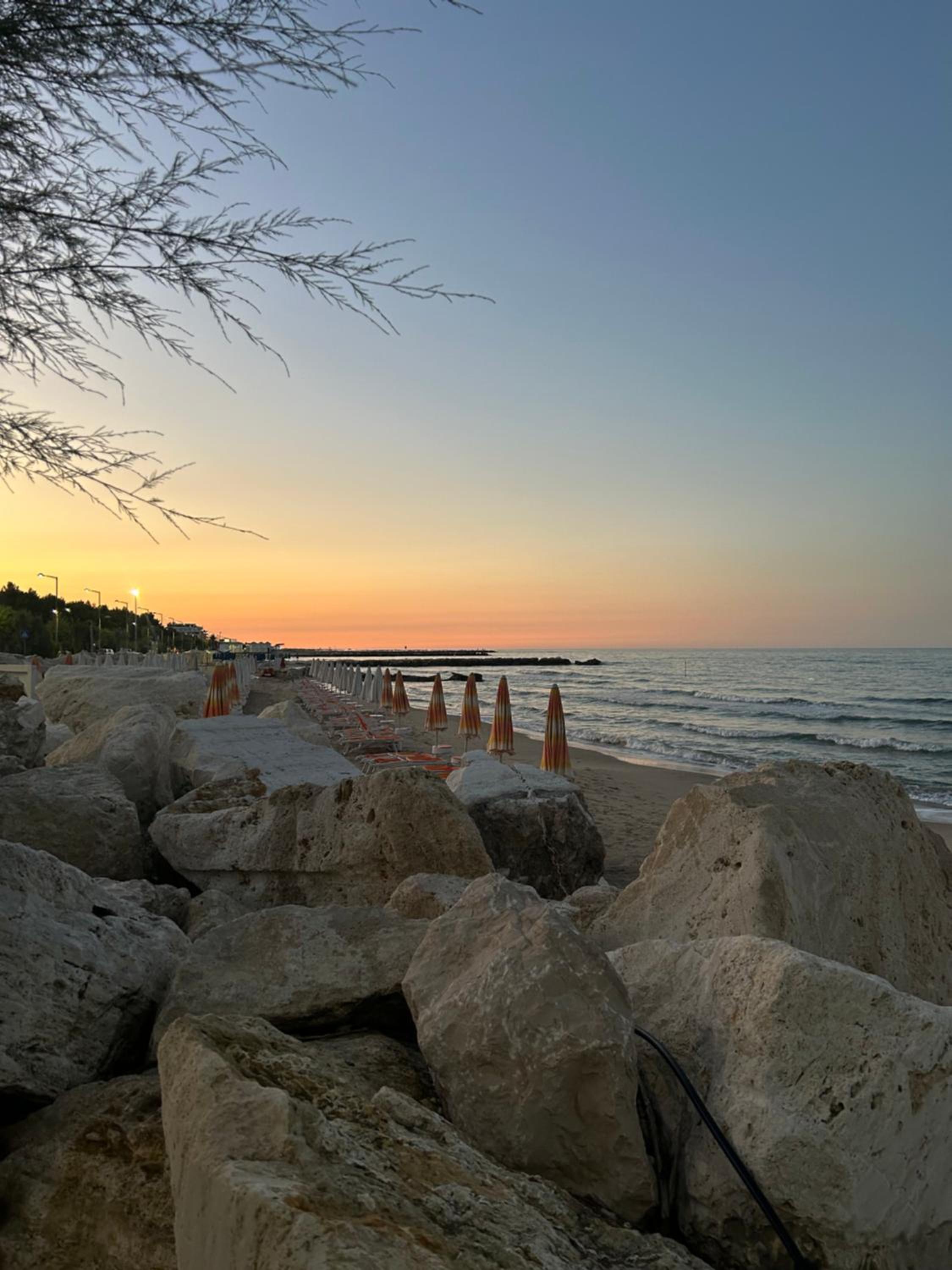 Dolce Alba: 2 BR apartment 8min walk from the beach view 5