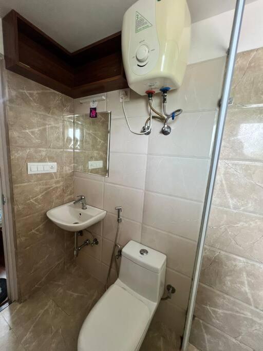 Heritage Luxe Residence - Luxury Fully Equipped view 4
